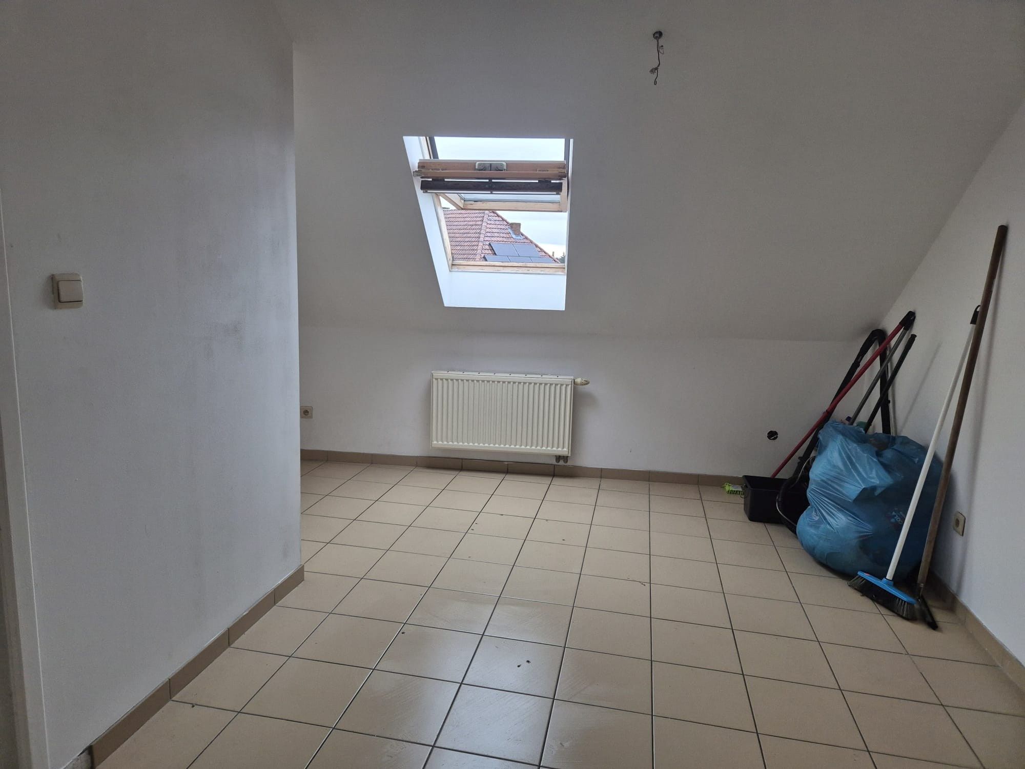 Handelspand met duplex appartement in het hart van Maasmechelen foto 17