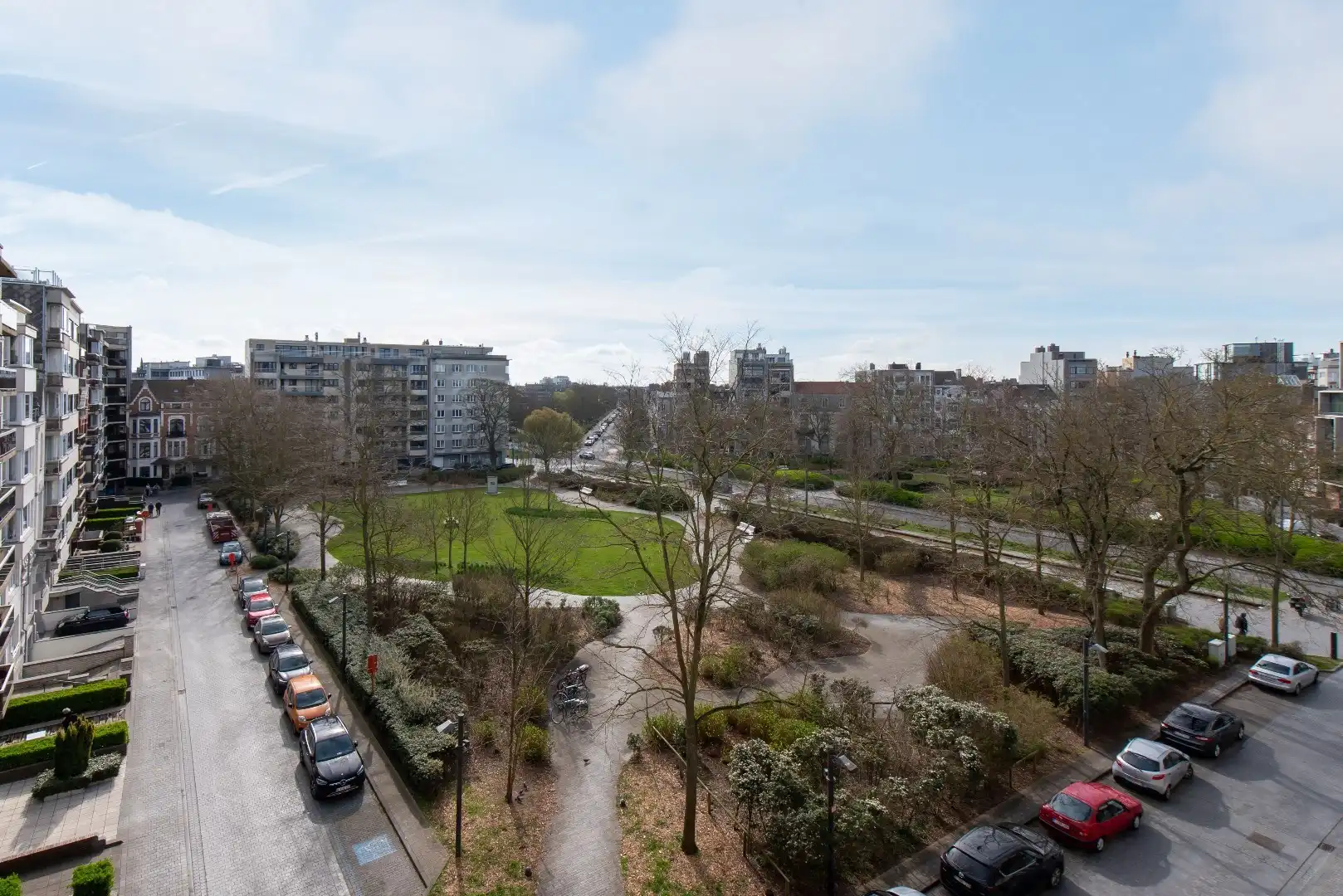 LUXUEUS GERENOVEERD 2 SLPK APP MET ZICHT OP GROEN foto 5