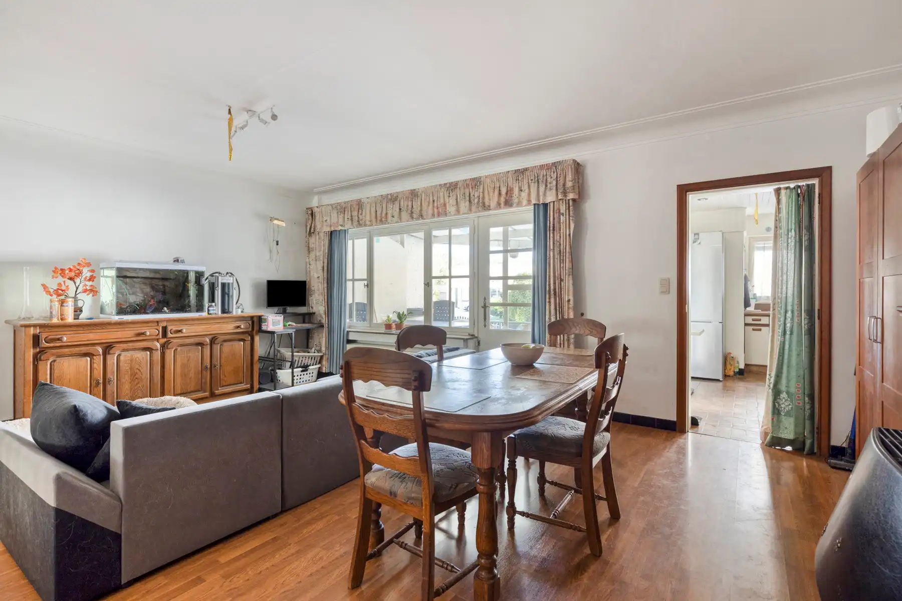 Woning op goede uitvalsbasis te Ninove foto 3