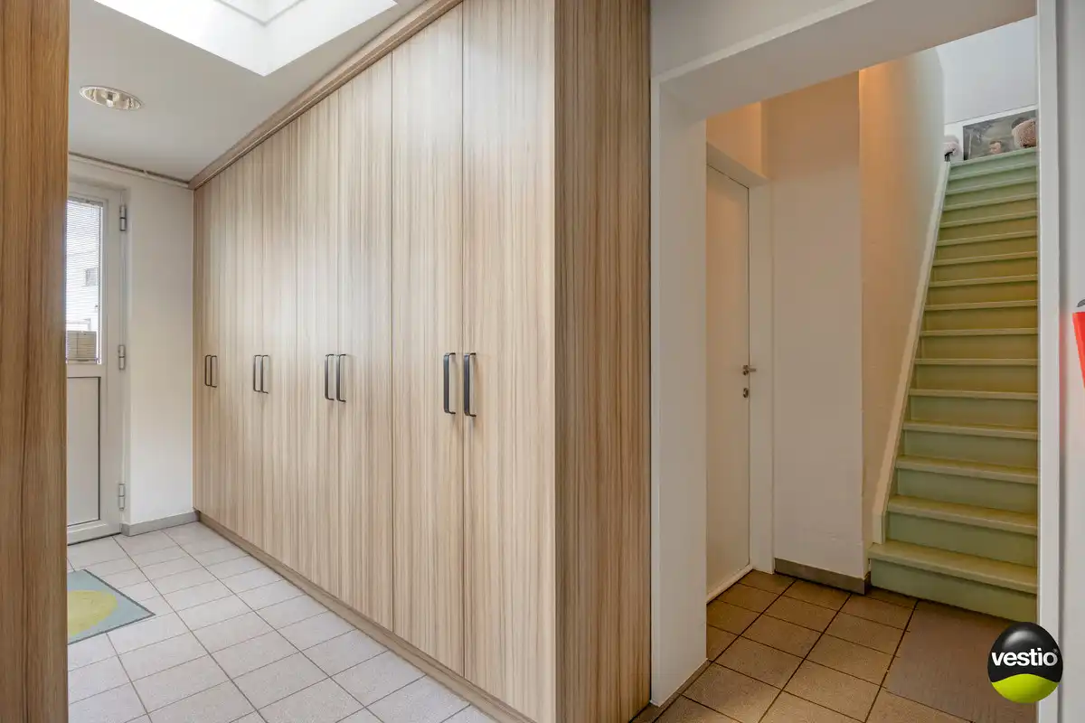 TIJDLOZE MODERNE WONING OP 10A73CA TE HOESELT. foto 31