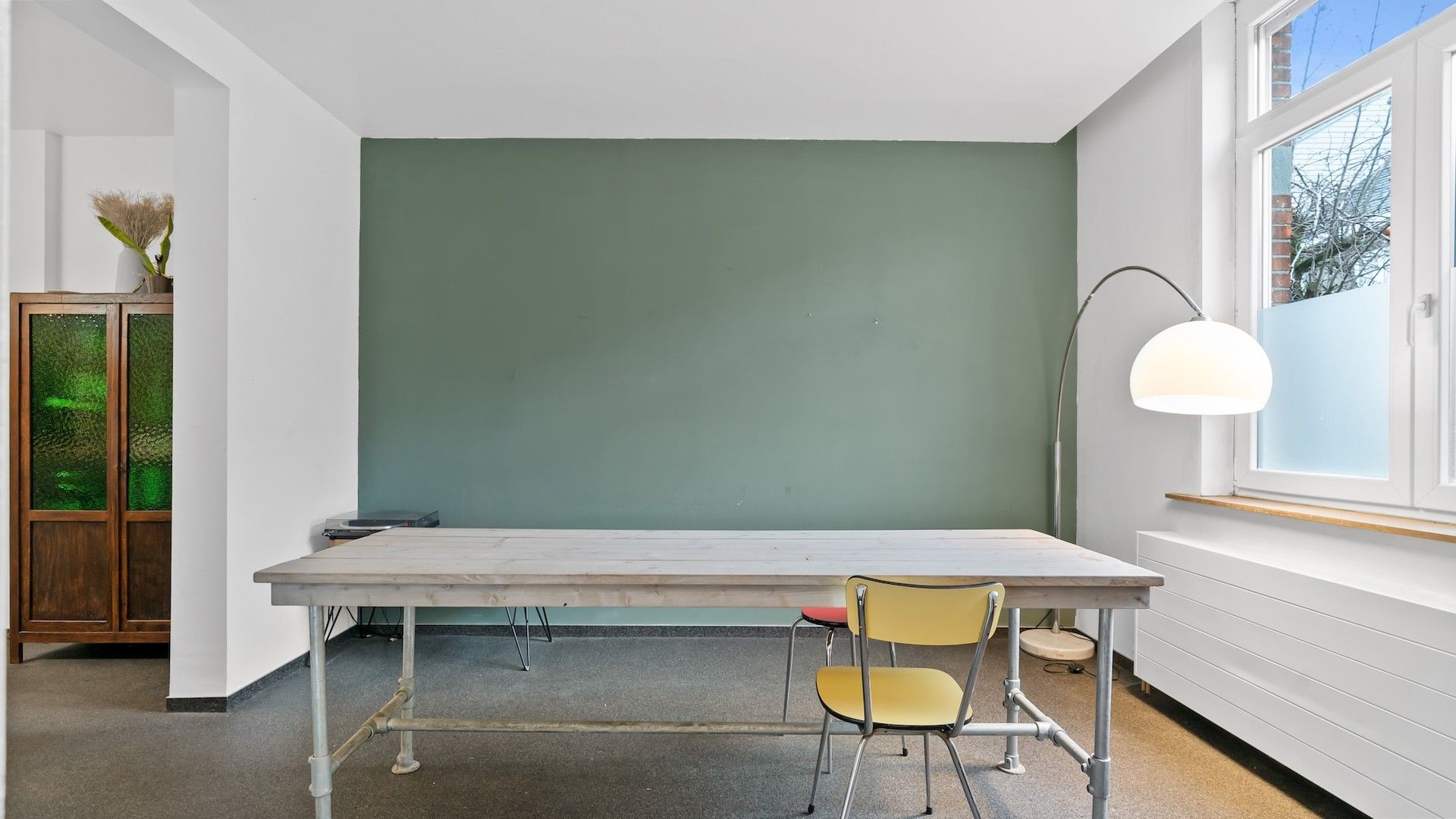 Charmante stadswoning met veel potentieel vlakbij het centrum van Hasselt foto 3