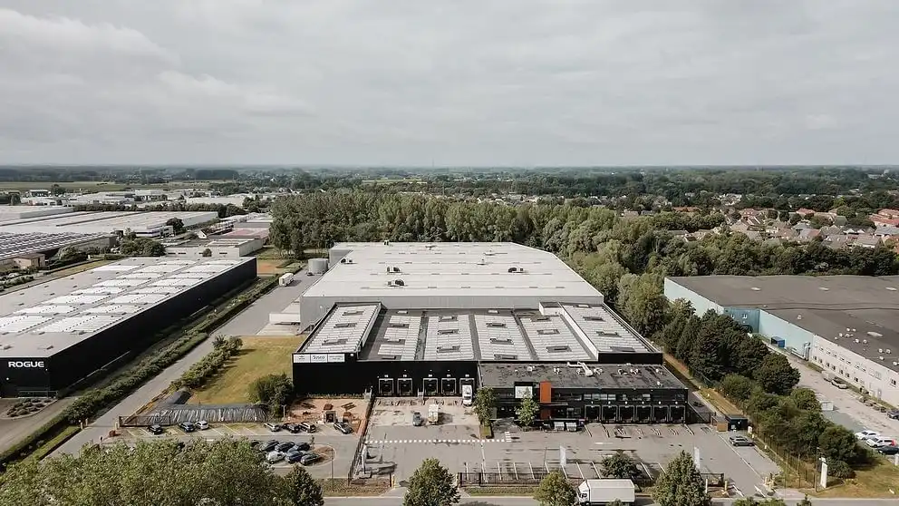 Magazijn te huur op logistieke site te Bornem foto 2