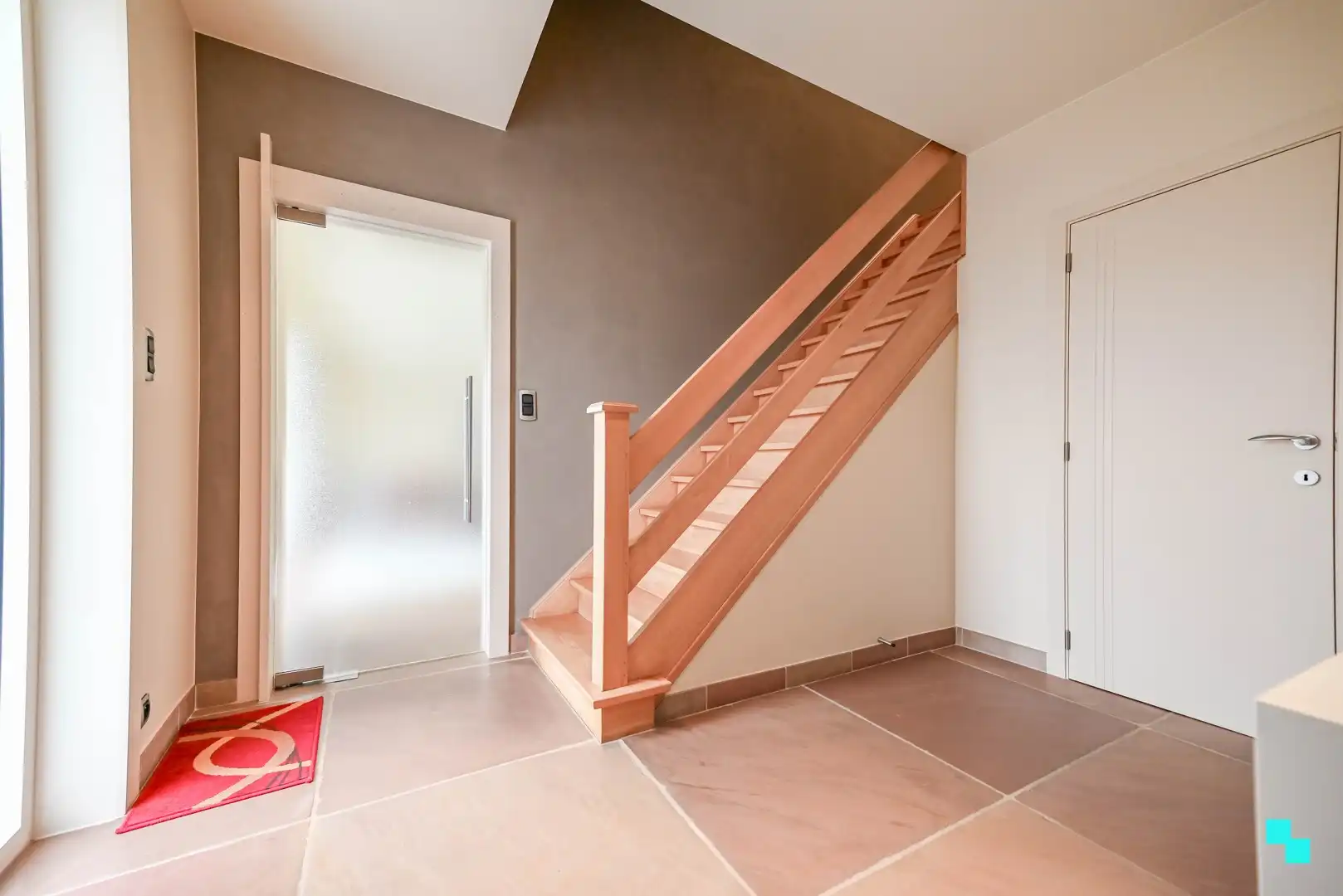 Charmante alleenstaande villa met prachtig landelijk uitzicht en ruime tuin foto 3