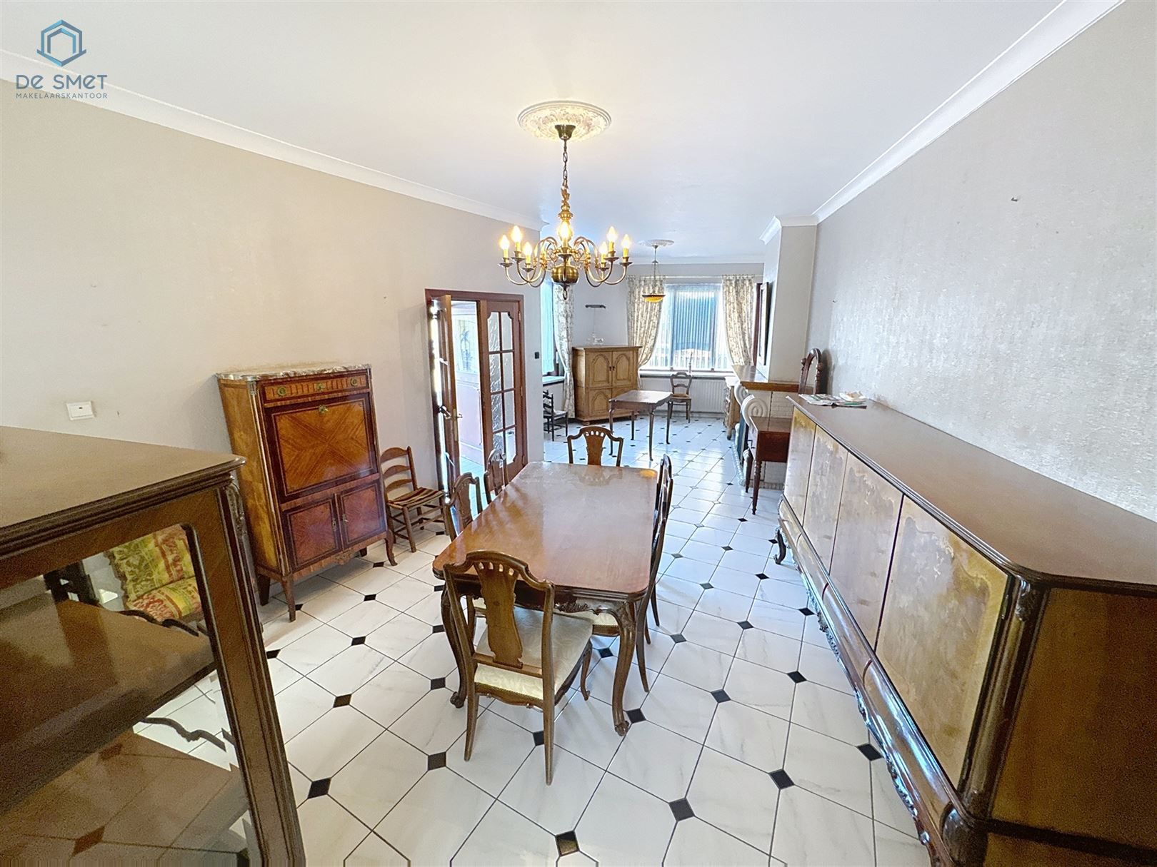 Instapklare Hoekwoning met 4 Slaapkamers Op Wandelafstand van het Centrum van Geraardsbergen! foto 3