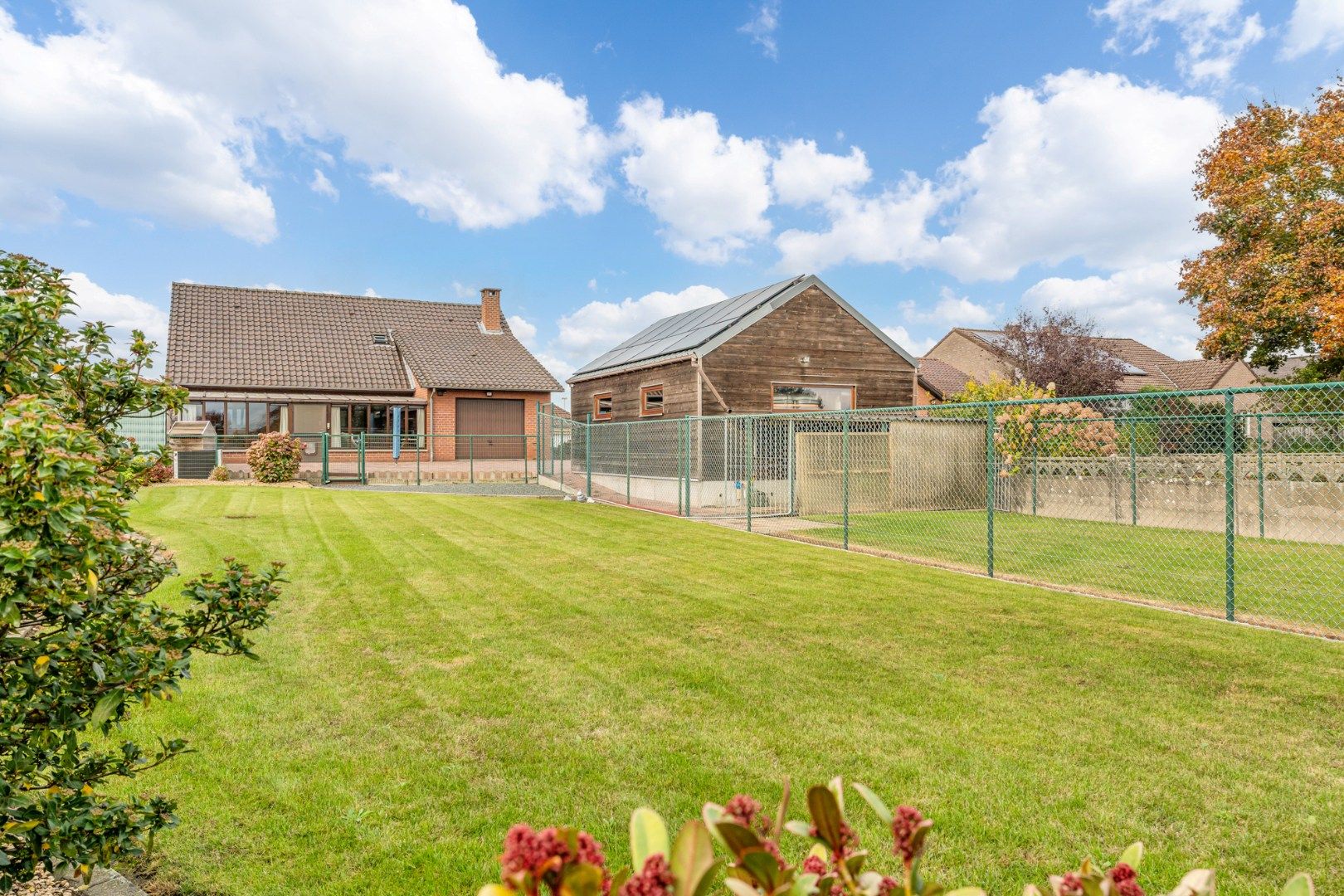 Verzorgde gezinswoning op een perceel van 9a08ca, gebouwd in 1988 op een rustige locatie nabij het centrum van Neeroeteren!  foto 40