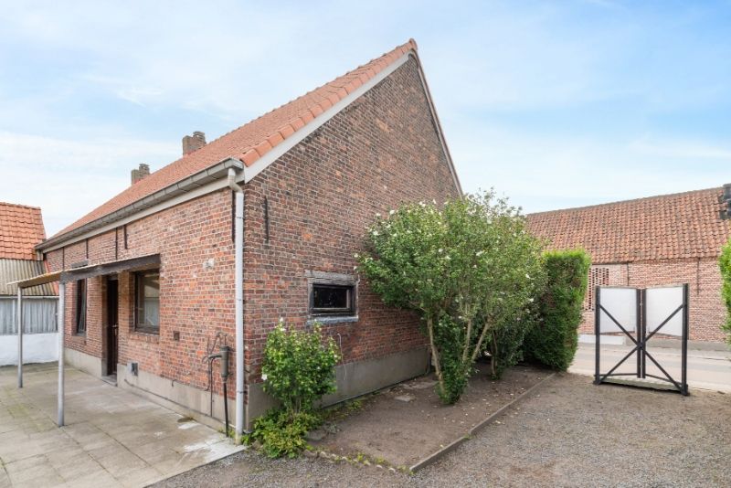 2 woningen te renoveren op 585m² foto 11