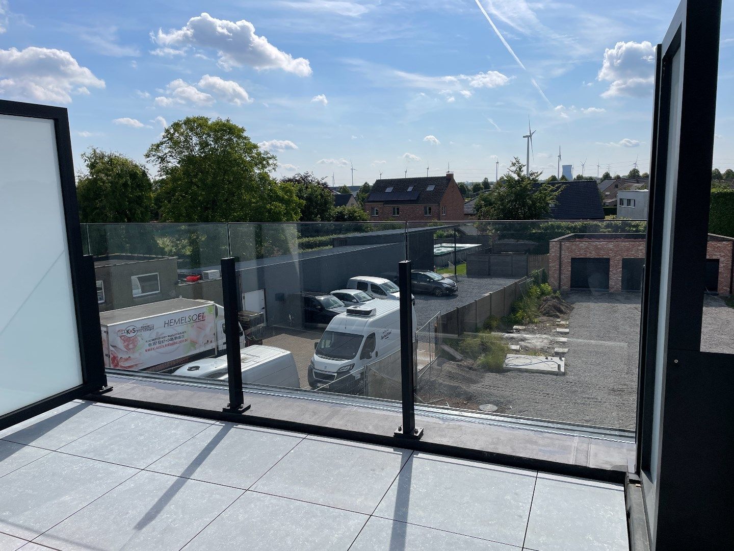 Bijzonder ruim appartement te Kluizen foto 11