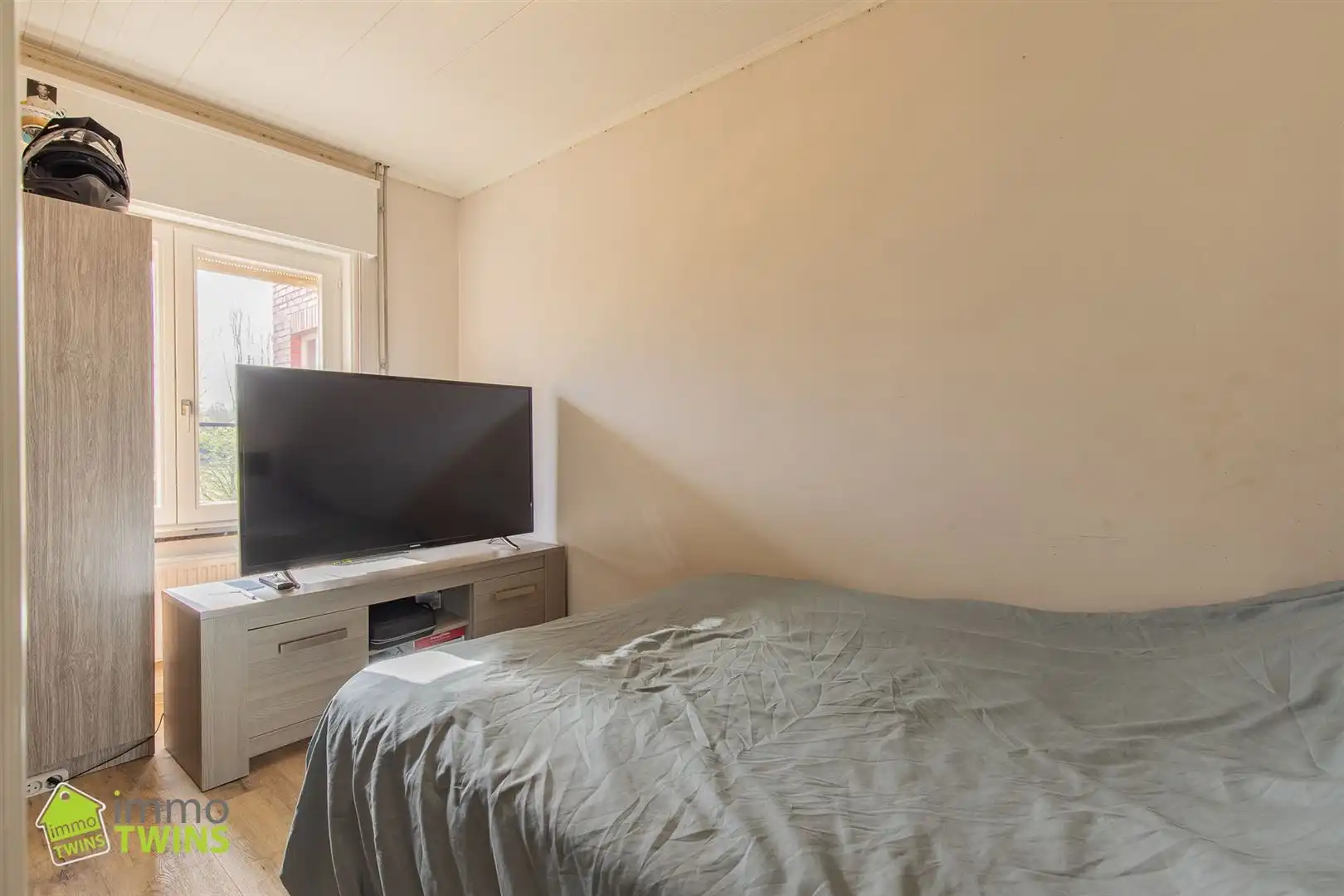 Bungalow in uiterst rustige en groene omgeving foto 12