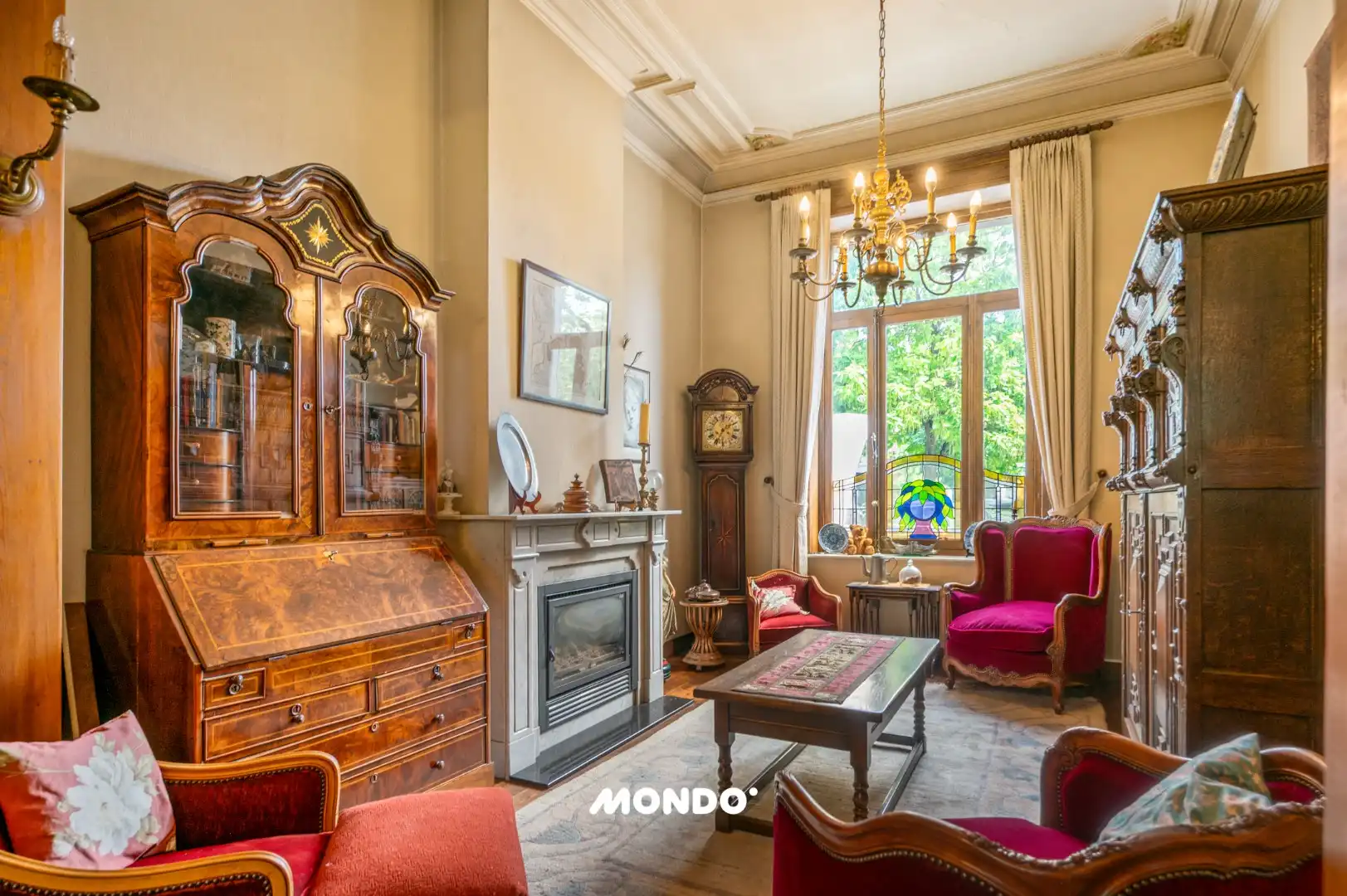 Karaktervol herenhuis met 4 slaapkamers! foto 4