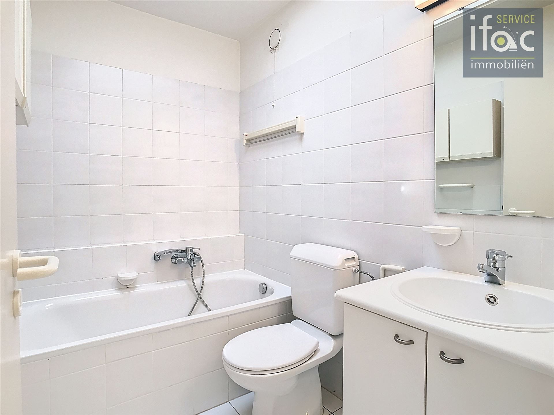 Penthouse met 2 slpk, kelder, parkeerplaats, garagebox! foto 18