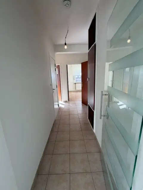 Gelijkvloersappartement met 2 slaapkamers + kelder foto 6