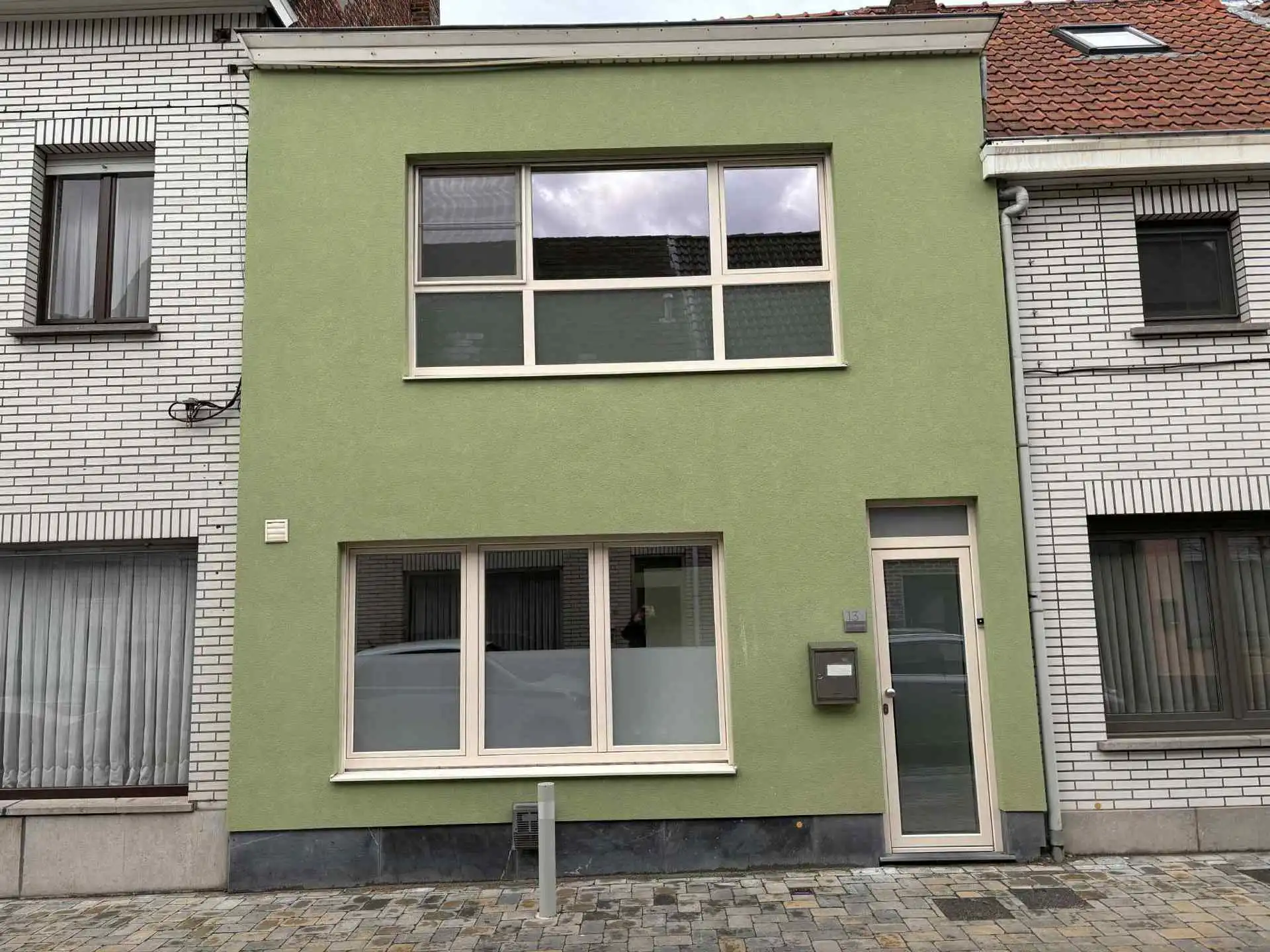 WETTEREN - Gezellige rijwoning in het centrum foto {{pictureIndex}}