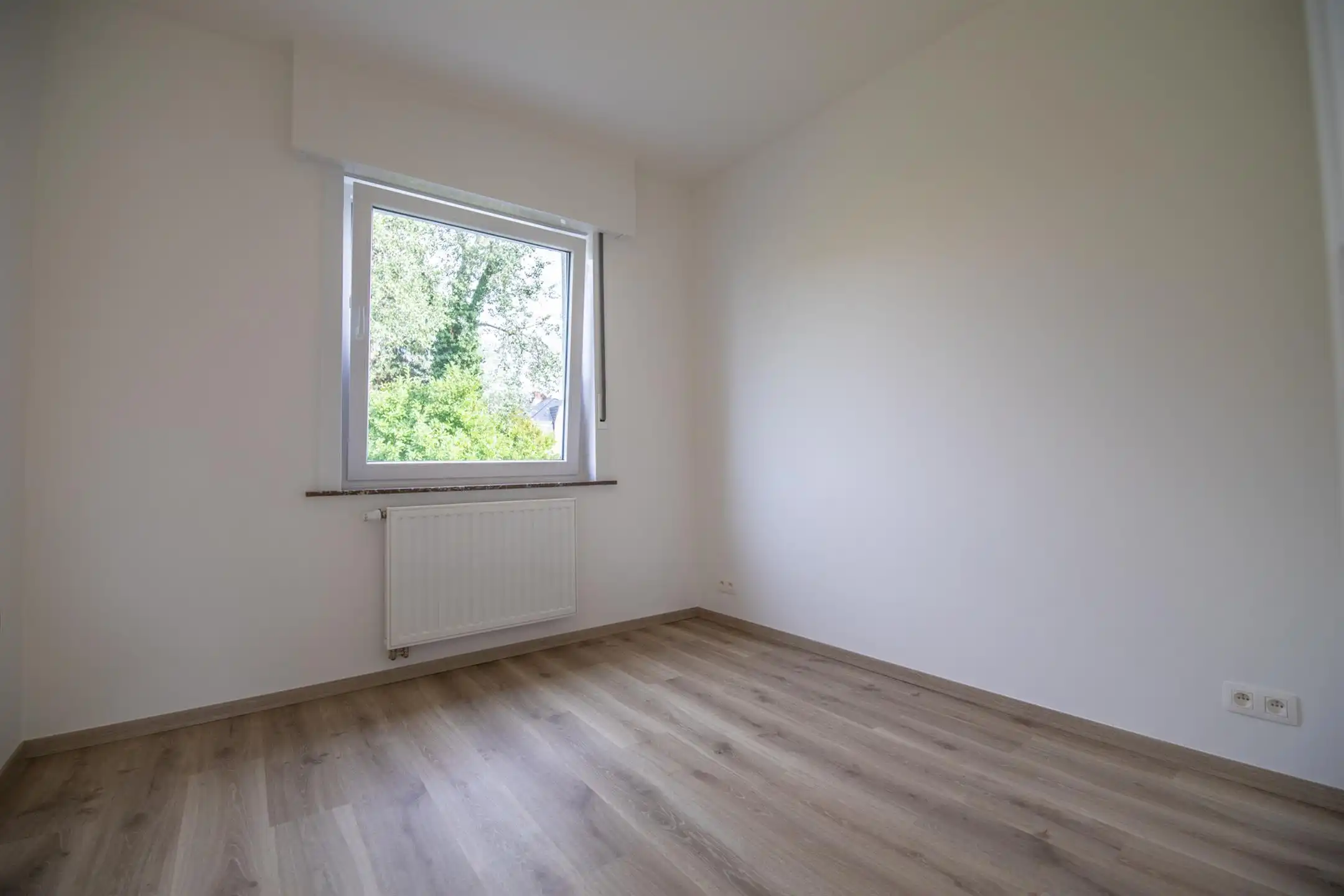 Mooie gerenoveerde woning met 3 slaapkamers foto 11