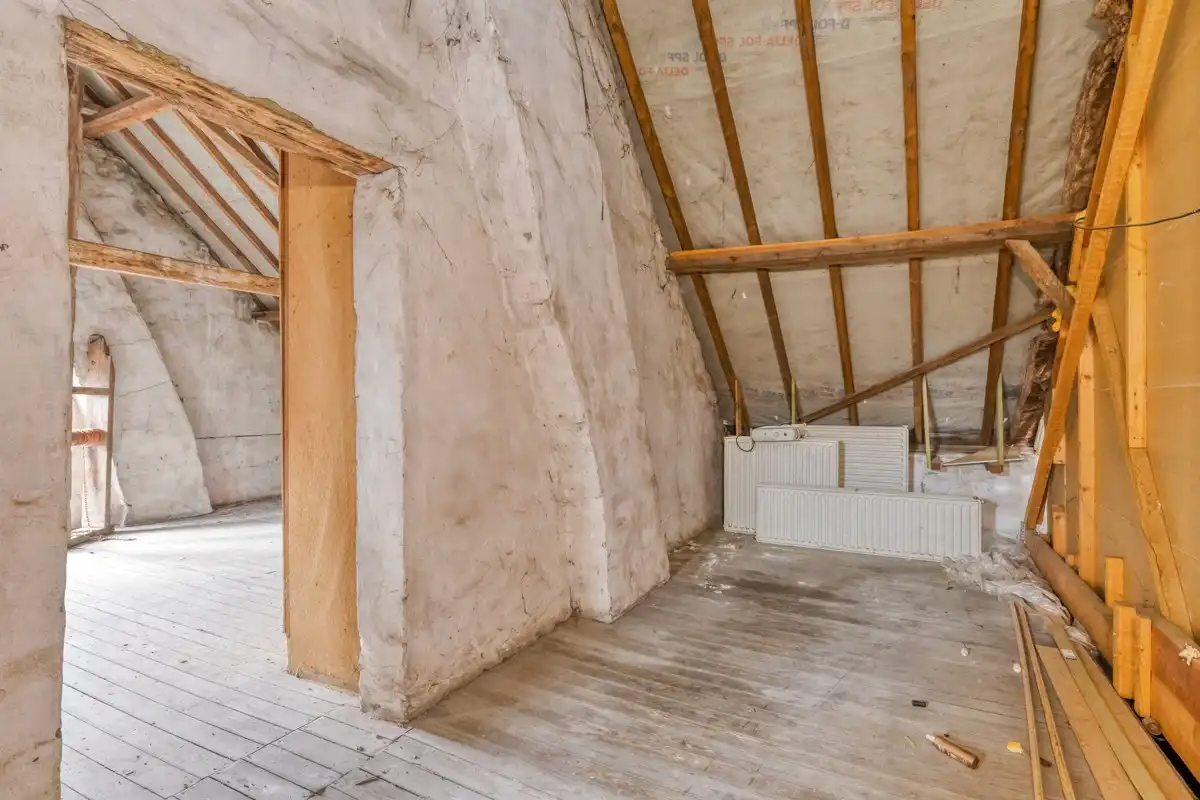 Voormalig brouwershuis en brouwerij in art-deco foto 12