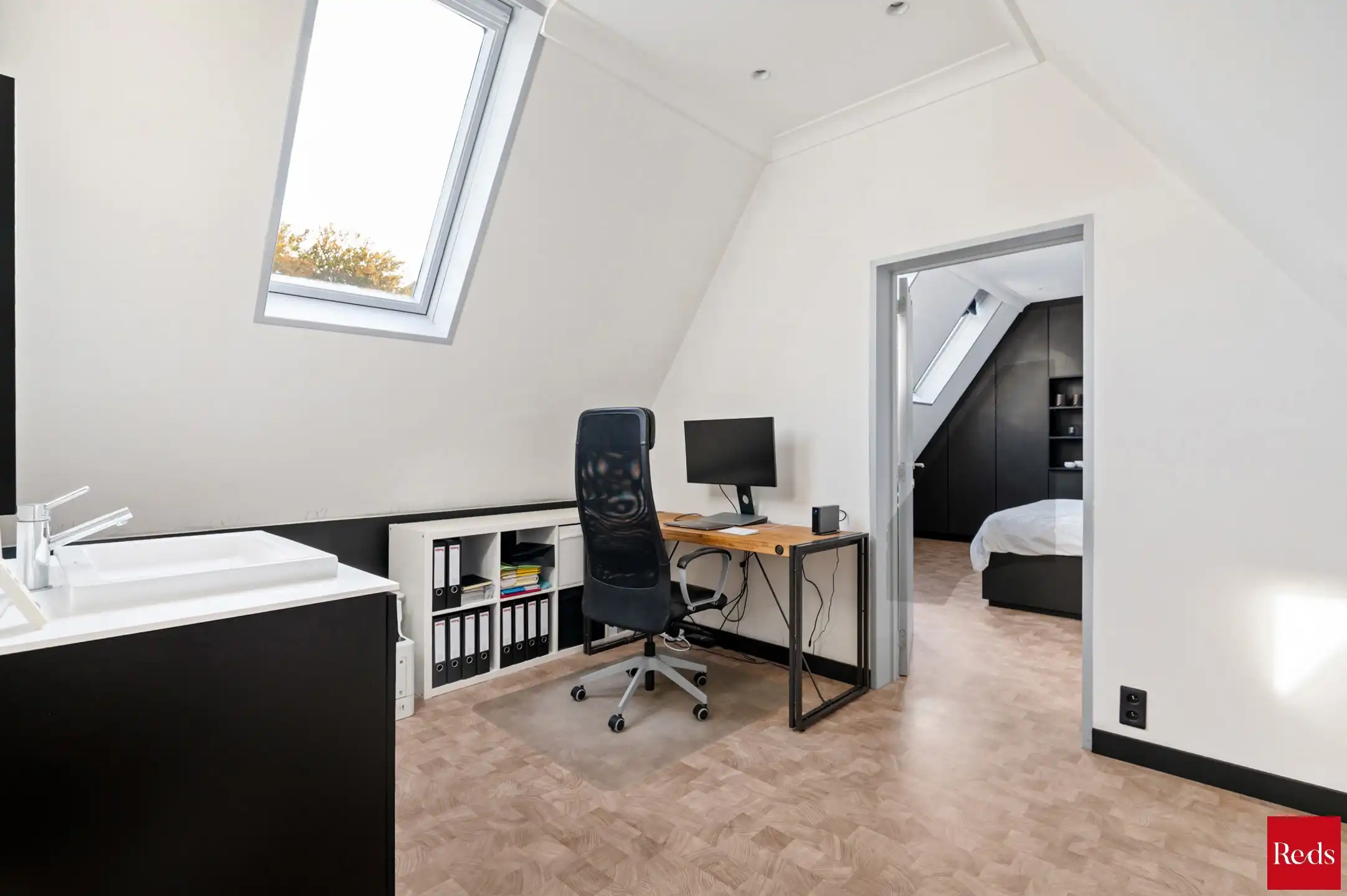 Knap gerenoveerde, energiezuinige woning (open bebouwing) foto 17