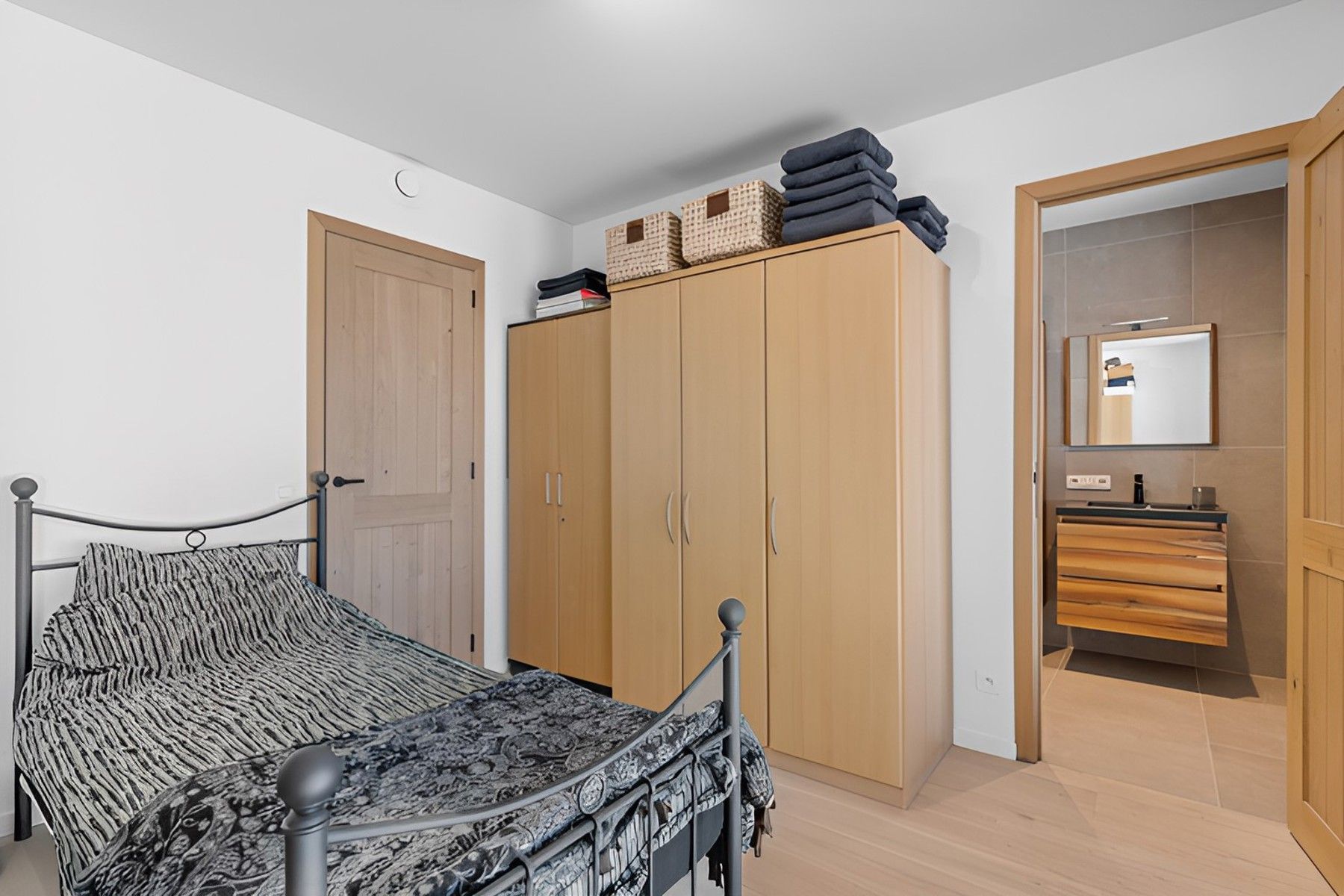 Luxueus, ruim en hoogwaardig afgewerkt appartement te Heusden foto 16