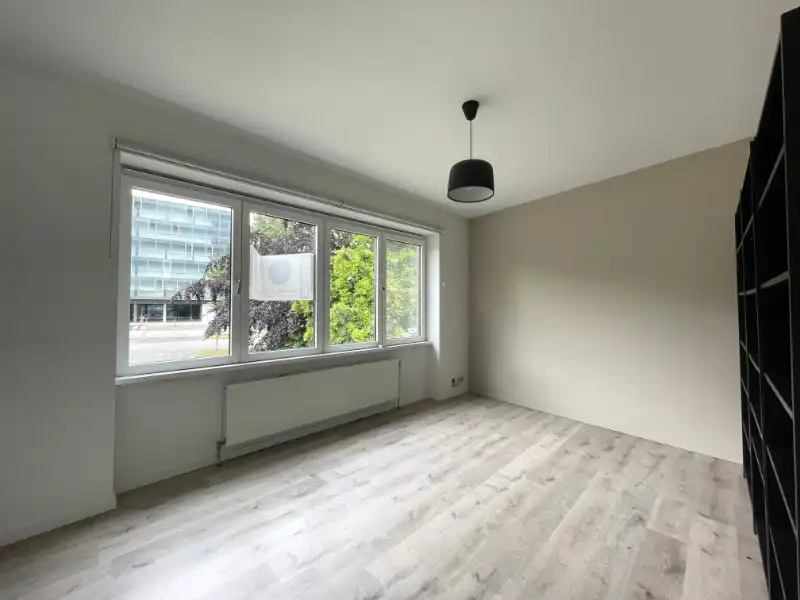 Gezellige instapklare woning aan een groen pleintje foto 7