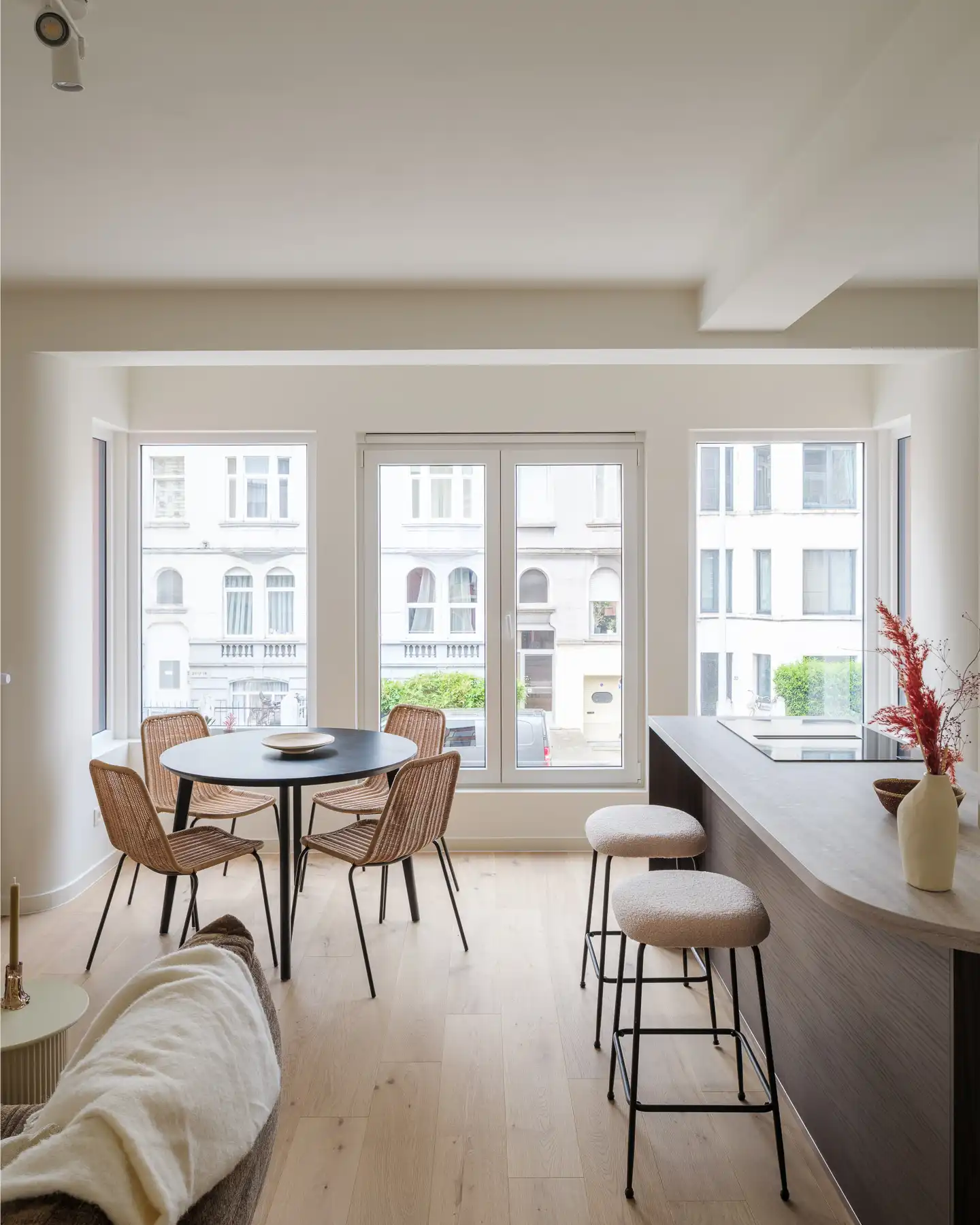 Instapklaar en recent gerenoveerd appartement foto 3