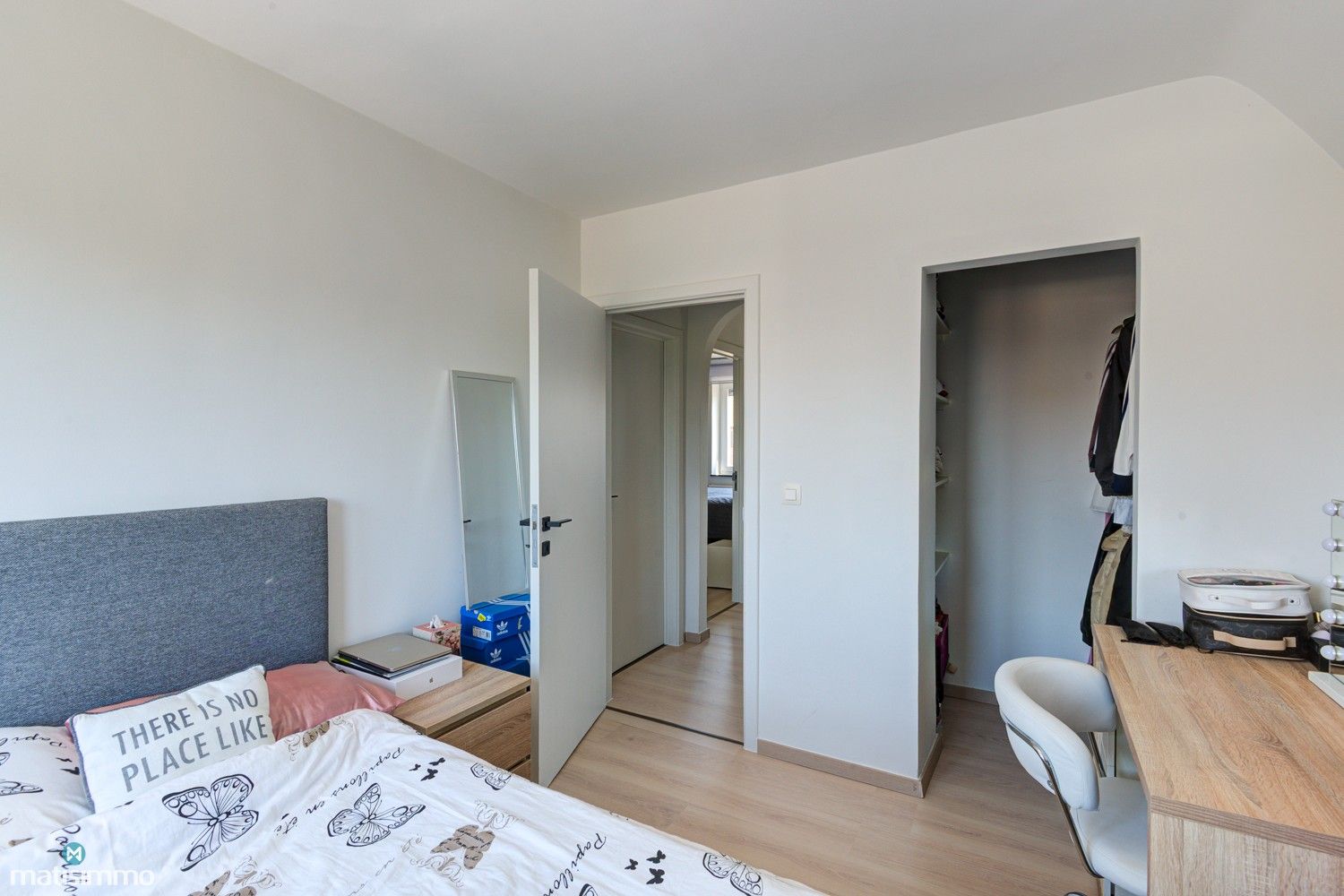 GERENOVEERDE INSTAPKLARE WONING MET 3 SLAAPKAMERS OP ENKELE MINUTEN RIJDEN VAN HET CENTRUM VAN TONGEREN foto 24