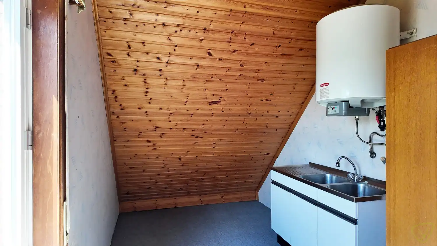 Te renoveren woning met weide op royaal perceel in Eeklo foto 12