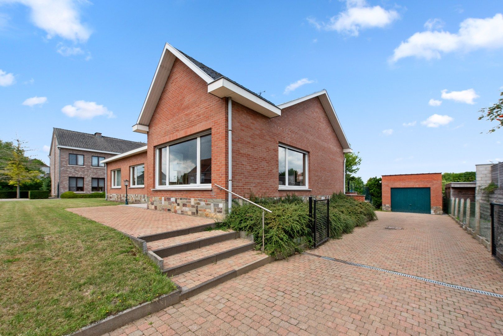 Zeer gunstig gelegen bungalow met 3 slaapkamers op 12a 15ca foto 5