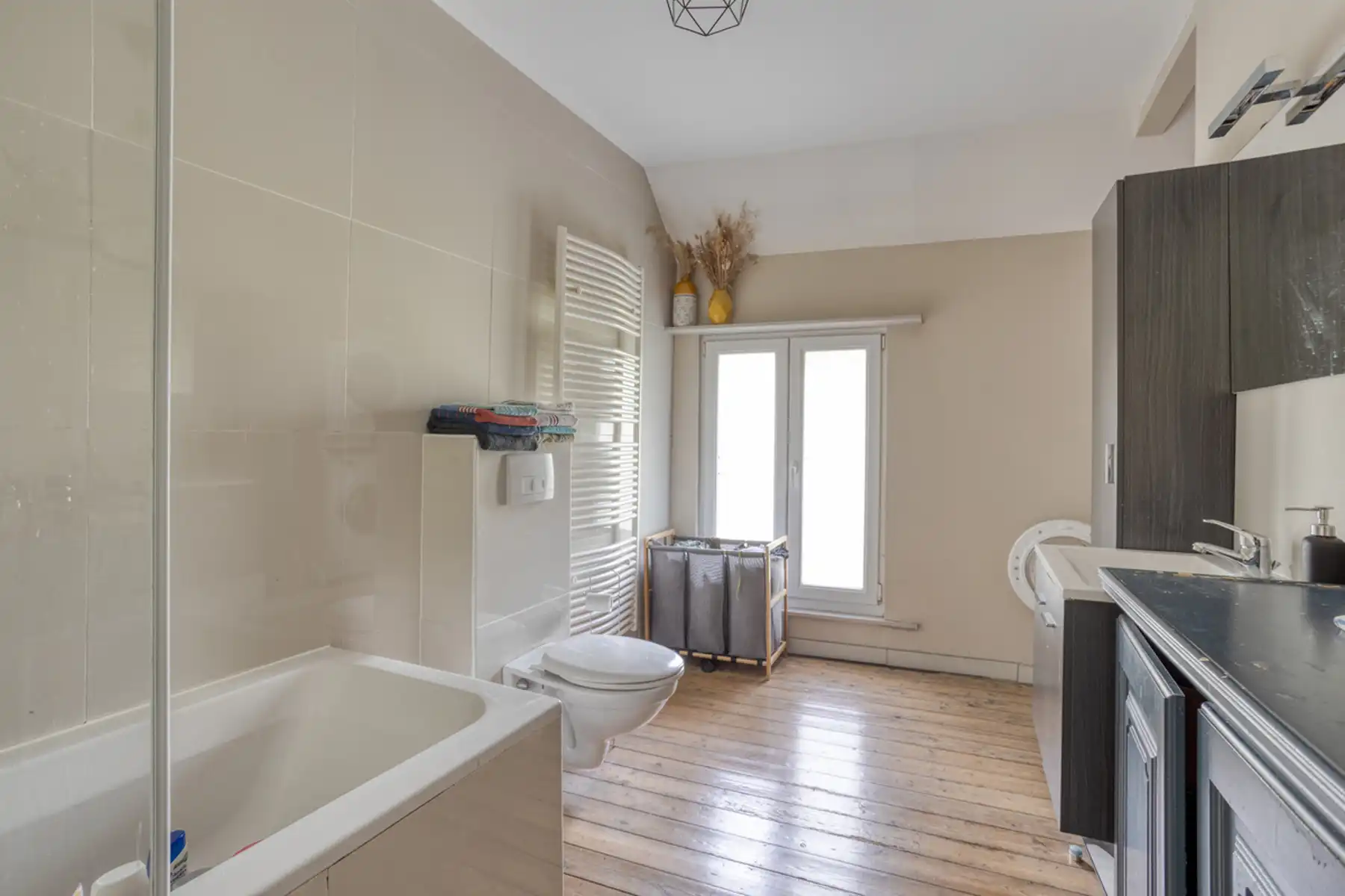 Ruime halfopen bebouwing op een strategische locatie. foto 14