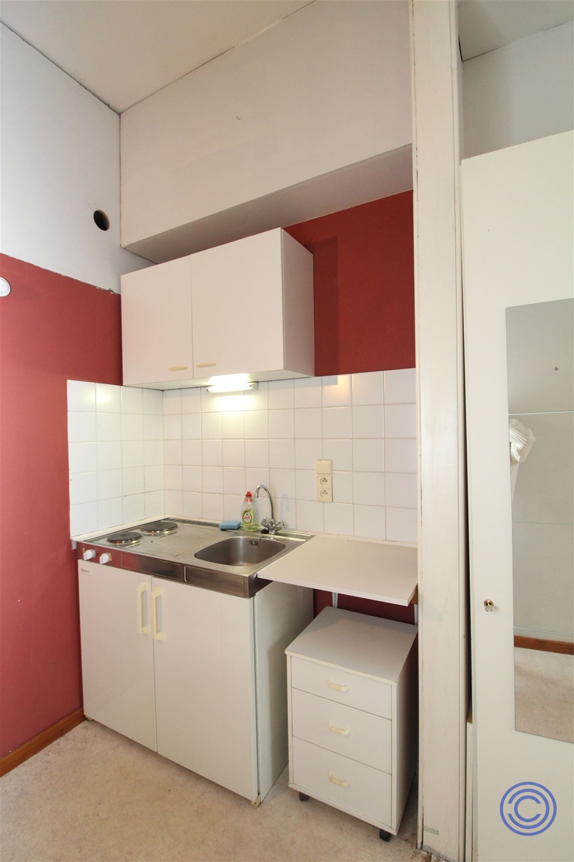 Gemeubelde studio op top locatie ENKEL voor 2 maanden foto 4