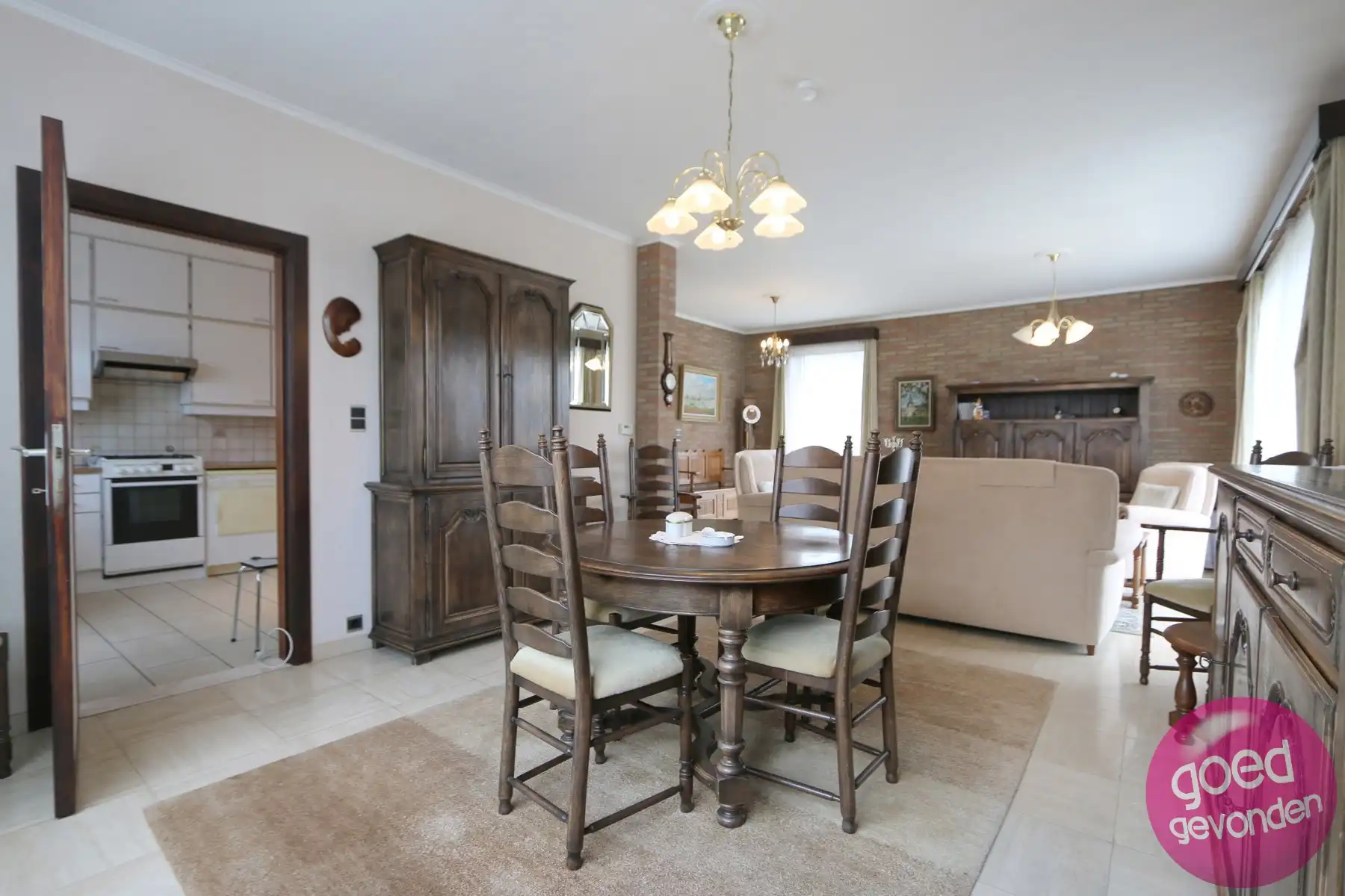 GELIJKVLOERSE WONING - 4 SLK - TUIN - GARAGE - CENTRAAL - RUST foto 8