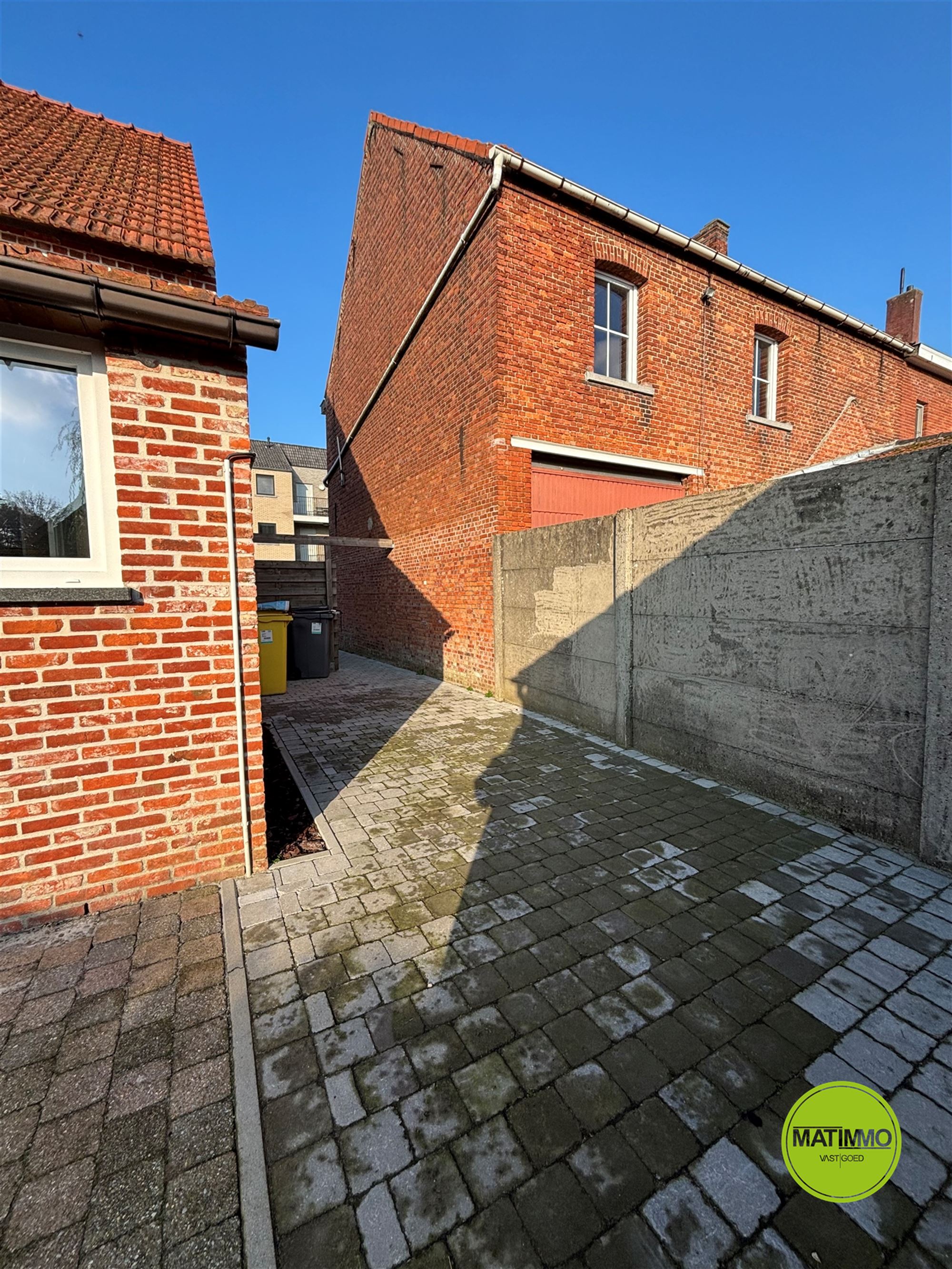 Charmante woning te huur in Mol met gezellige tuin. foto 16