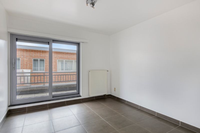 Centraal gelegen en instapklaar 2-slaapkamerappartement met terras in Mechelen foto 4