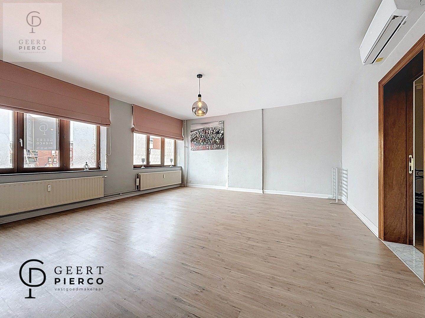 Gezellige studio op toplocatie, vlak bij het station foto 8