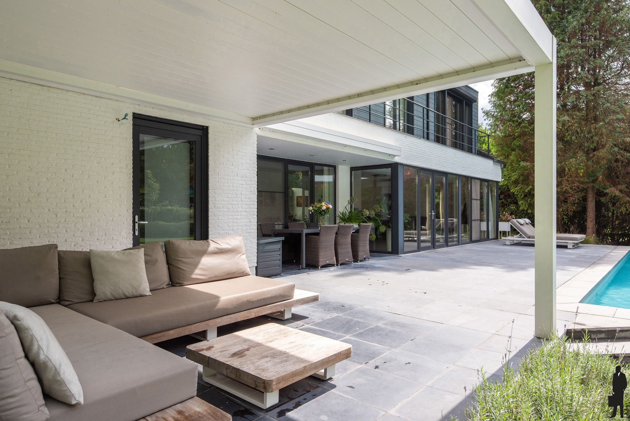 Moderne villa met zwembad foto 33