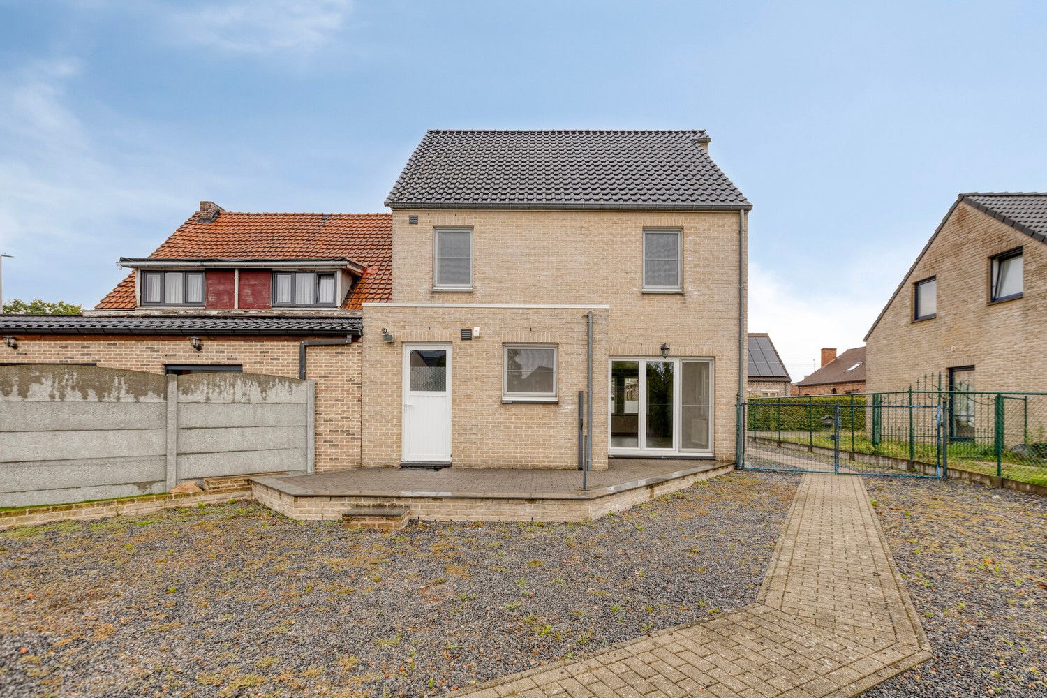 INSTAPKLARE WONING MET VERGUND MAGAZIJN OP 4A 61CA! foto 11