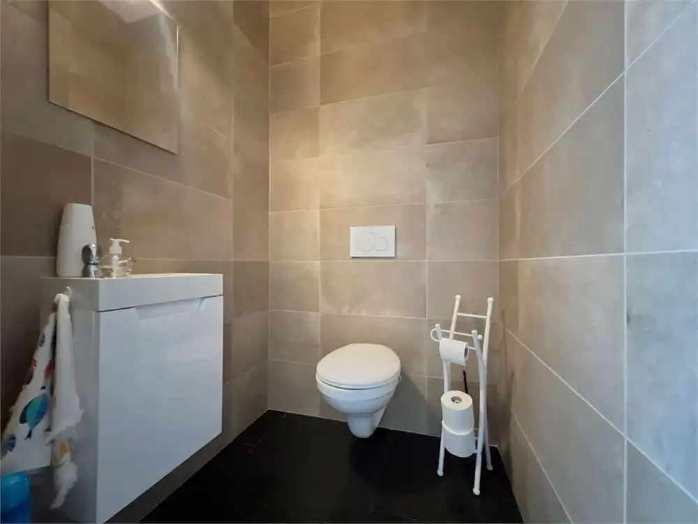 Prachtige woongelegenheid (2 slpks) + groot terras/tuin foto 6