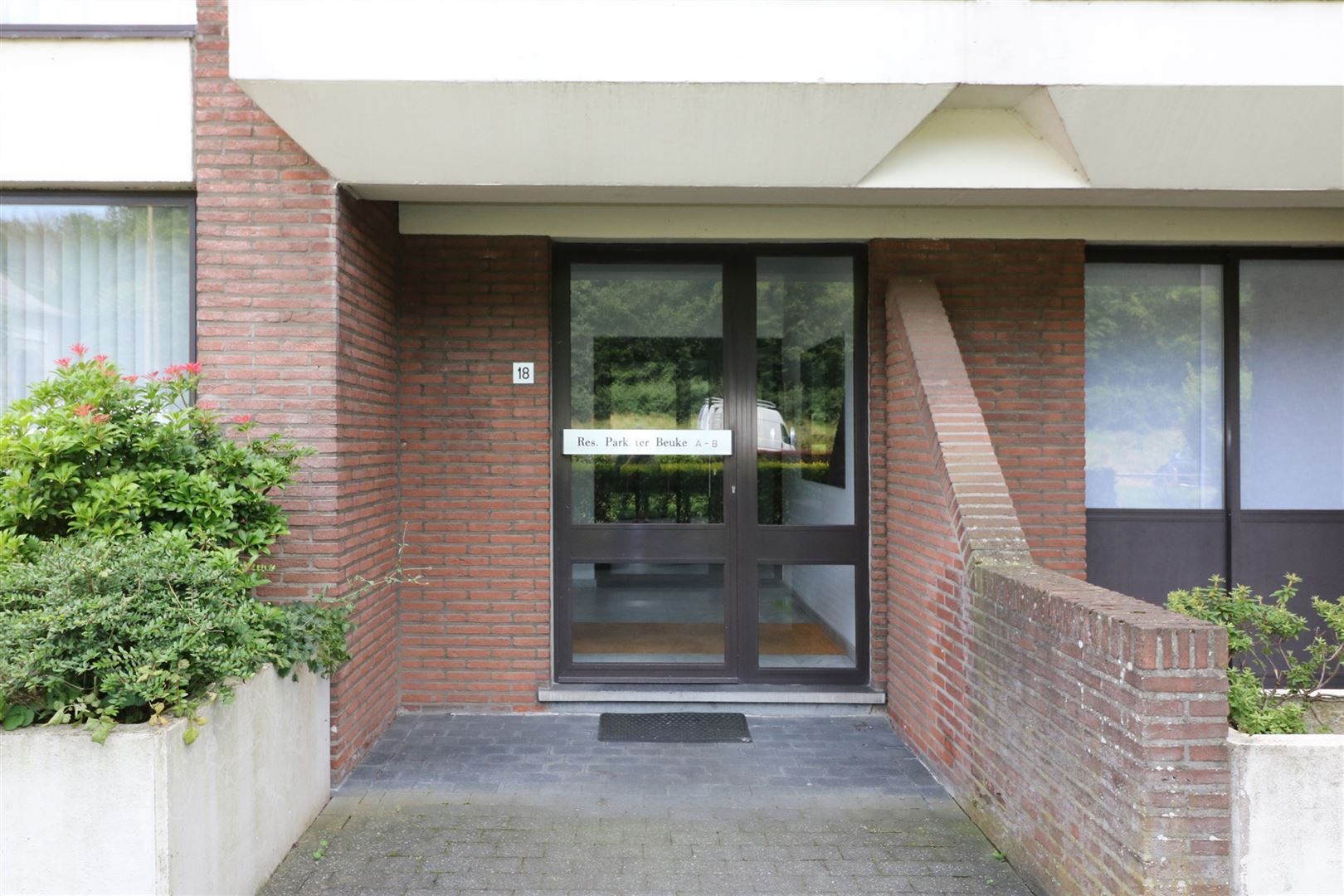 Gezellig appartement met 2 slpk., autostaanplaats,  wandelafstand van het centrum  foto 31