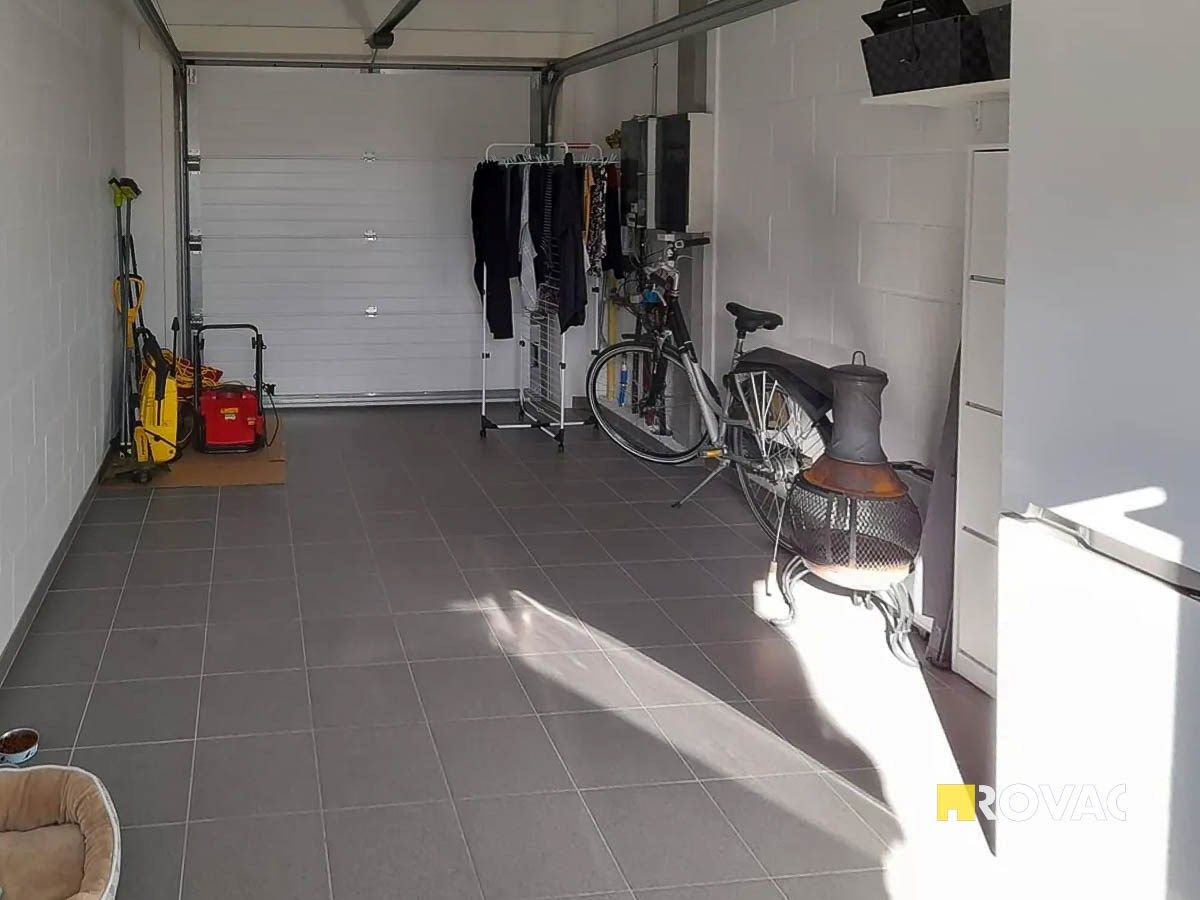 Rustig gelegen nieuwbouwwoning met tuin en garage!  foto 9
