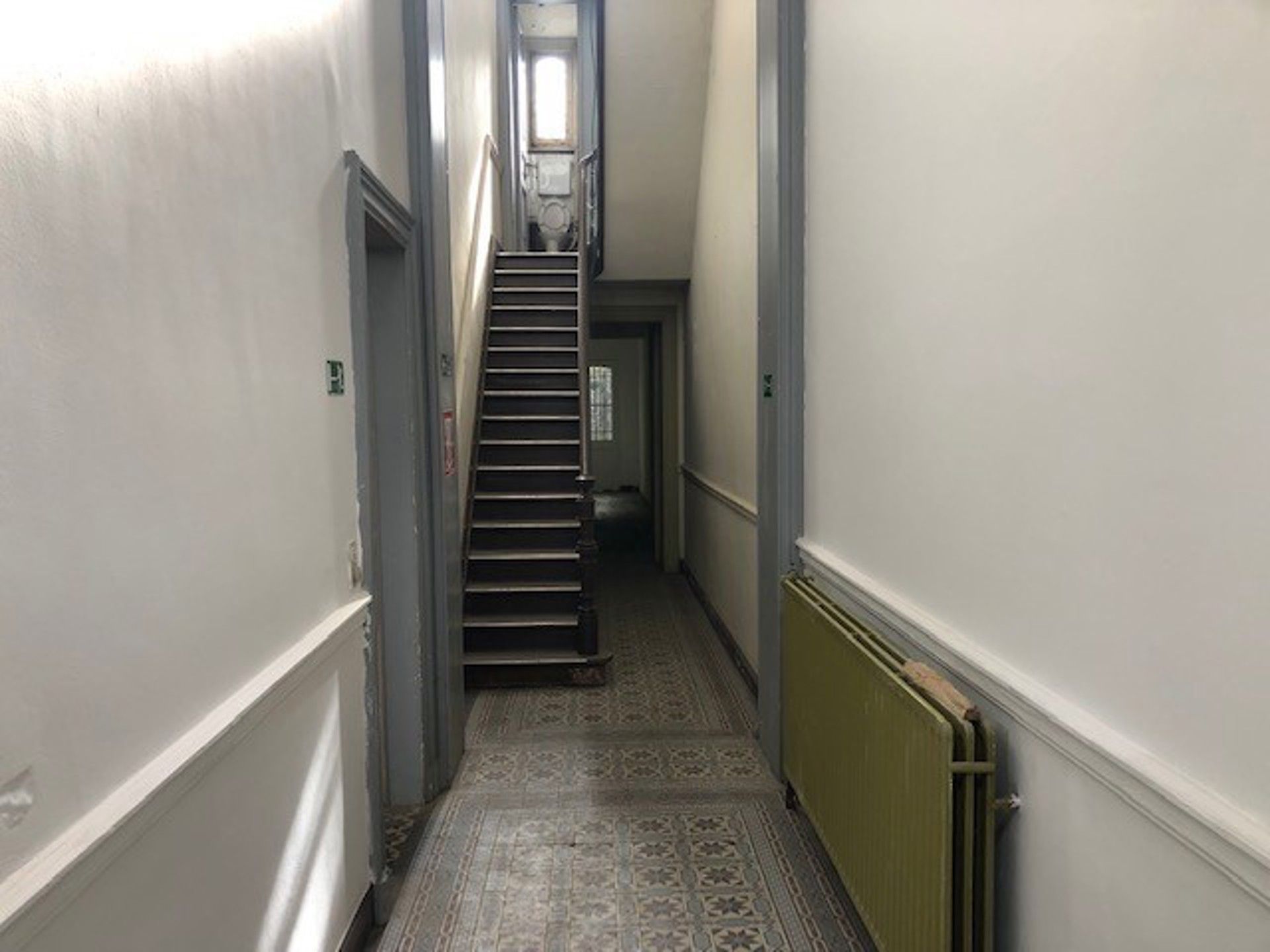 Commercieel handelspand in Prestigieus gebouw Centrum Antwerpen. foto 4