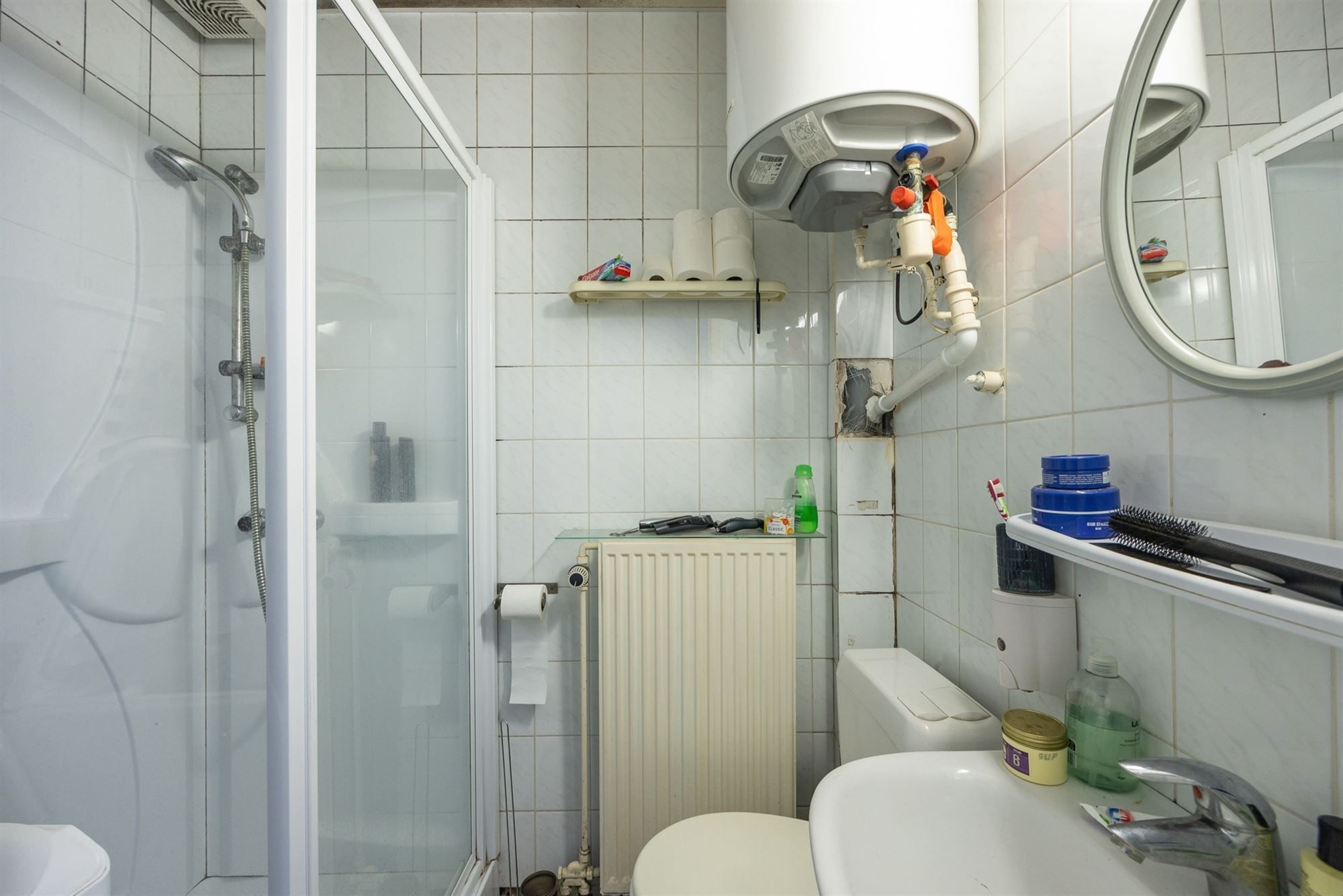 Karaktervolle burgerwoning met potentieel in geliefde buurt foto 14