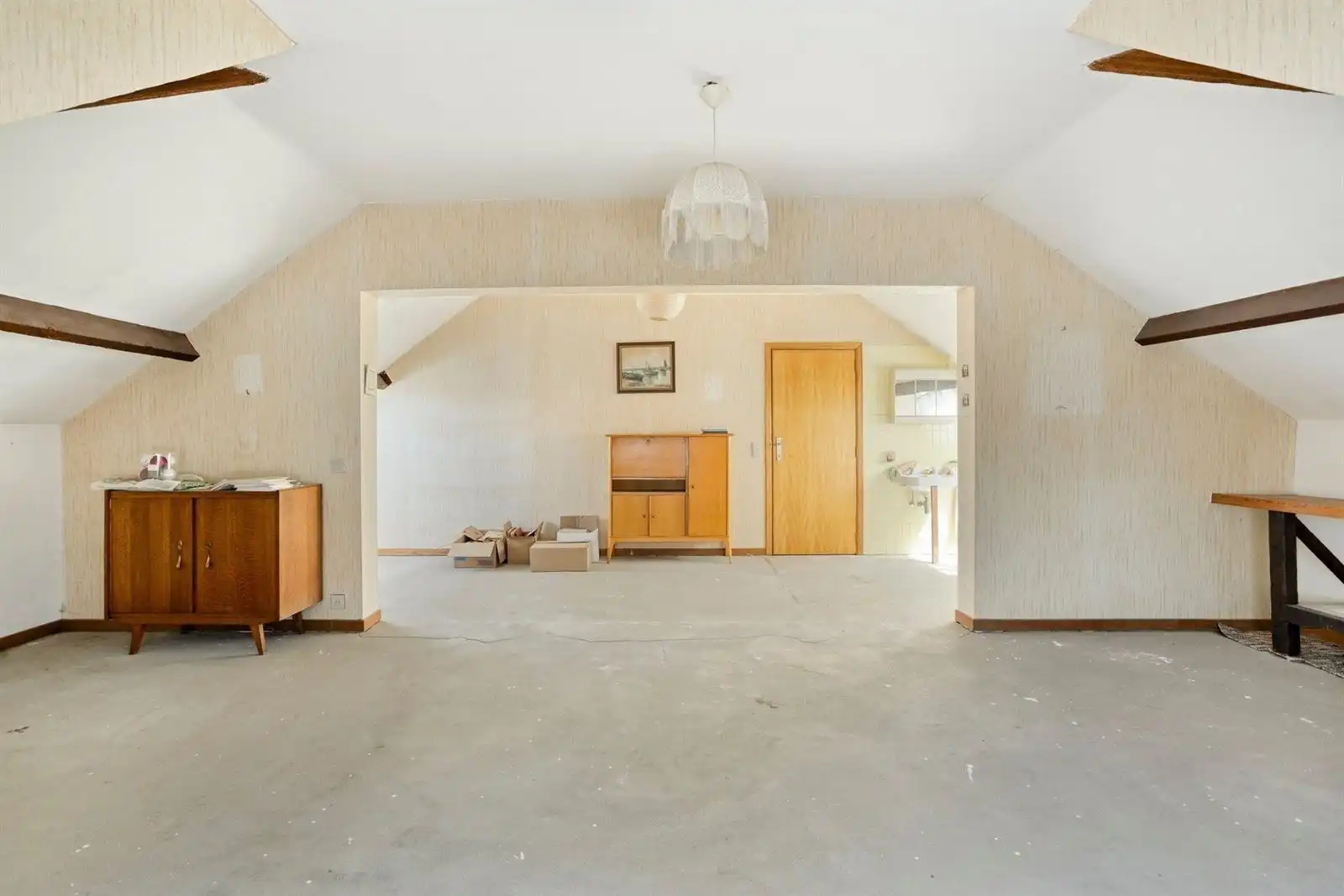 Te renoveren gezinswoning  (371 m²) met 5 slaapkamers op een perceel van 10a66ca te Huizingen foto 23