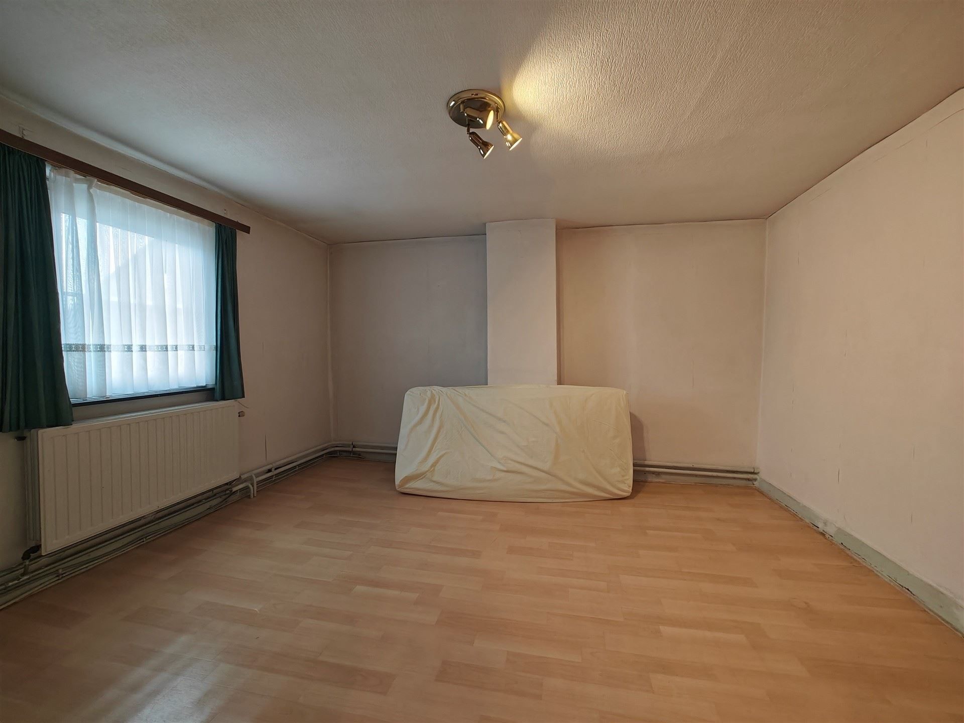 Te renoveren woning op een doodlopende straat  foto 13