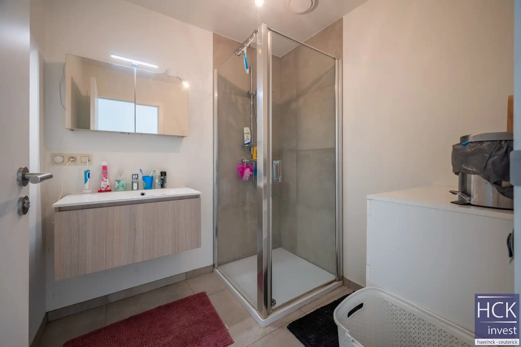 ZULTE - Zéér ruim appartement met 3 slaapkamers, terras en parkeermogelijkheid foto 11