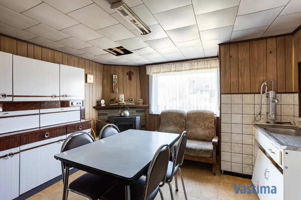 Te renoveren woning met potentieel in Moorsel foto 8