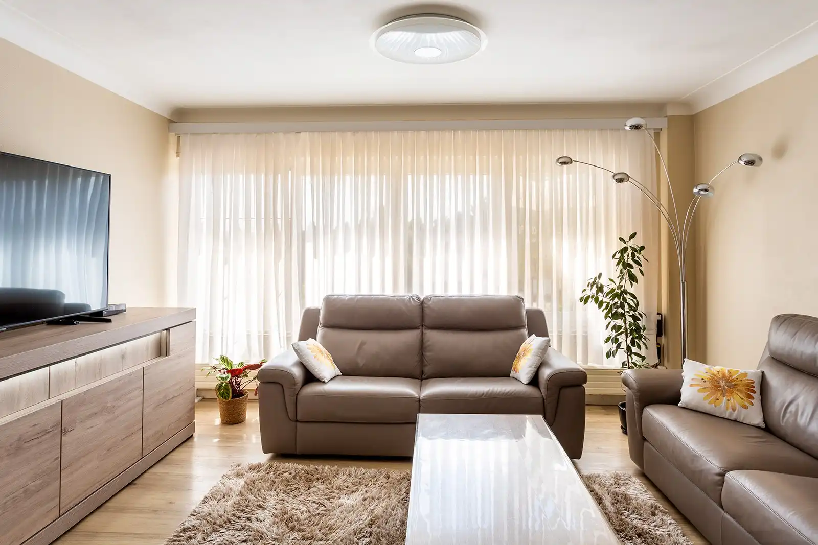 Ruim 3-slaapkamerappartement nabij Rivierenhof foto 3