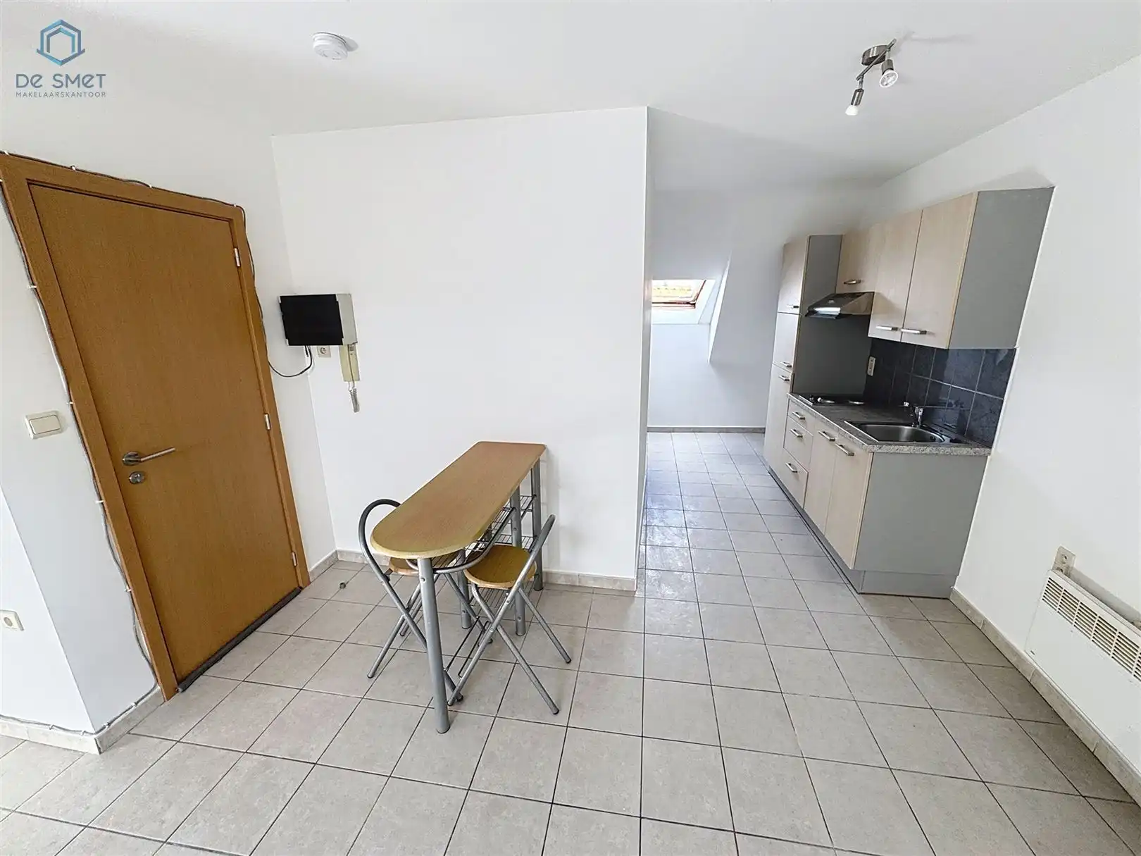 Instapklare Studio te Koop Ideale Investering op Toplocatie in Ninove foto 3