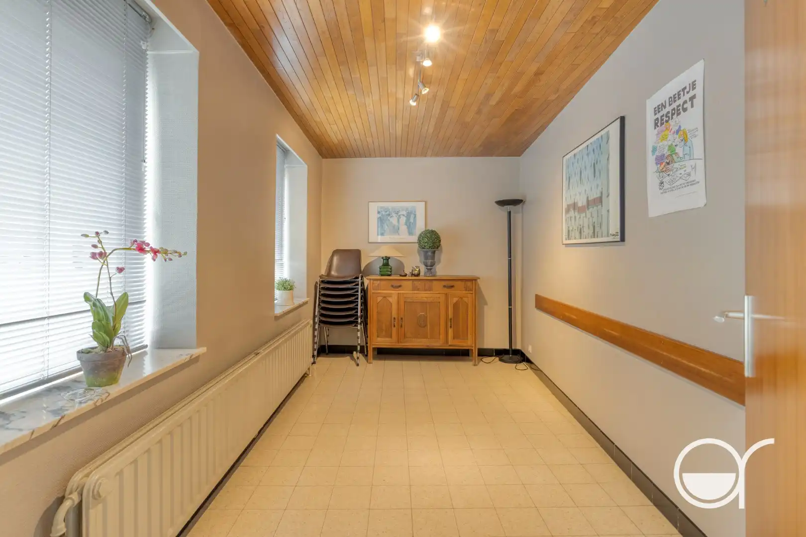 Statige op te frissen dokterswoning met praktijk, APPARTEMENT en riante tuin in het hart van Wetteren foto 24