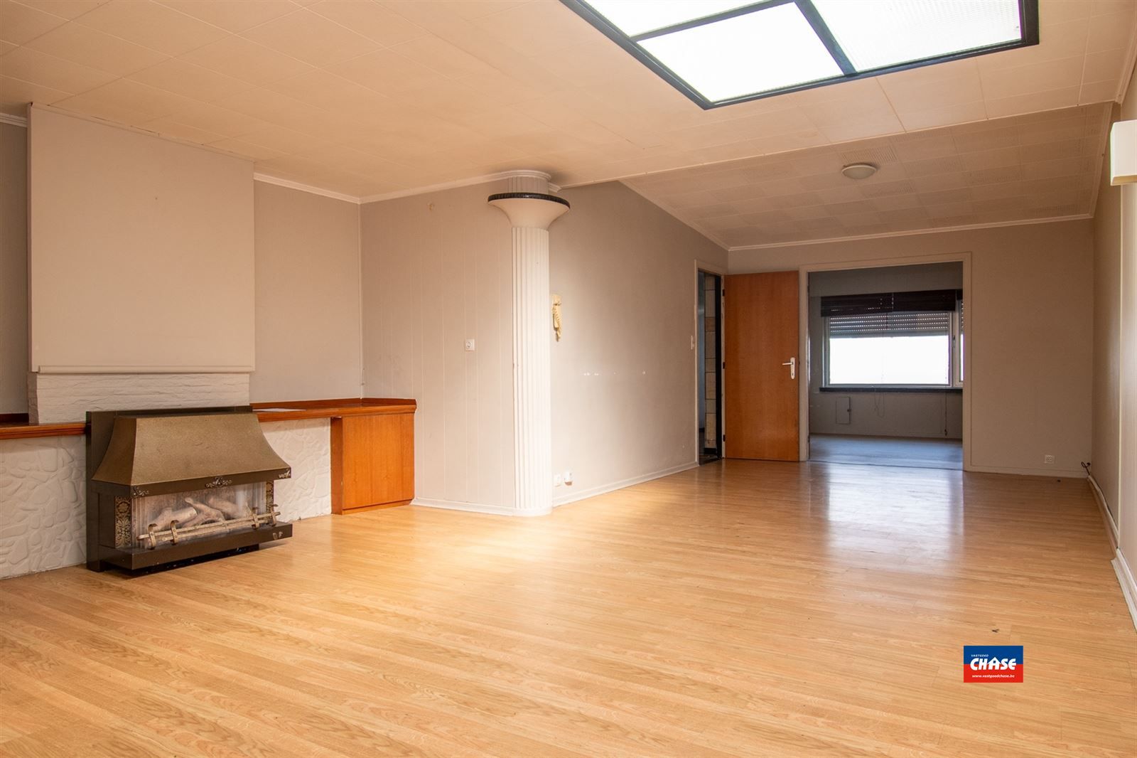 Te renoveren woning met 2 slpks en tuin foto 5