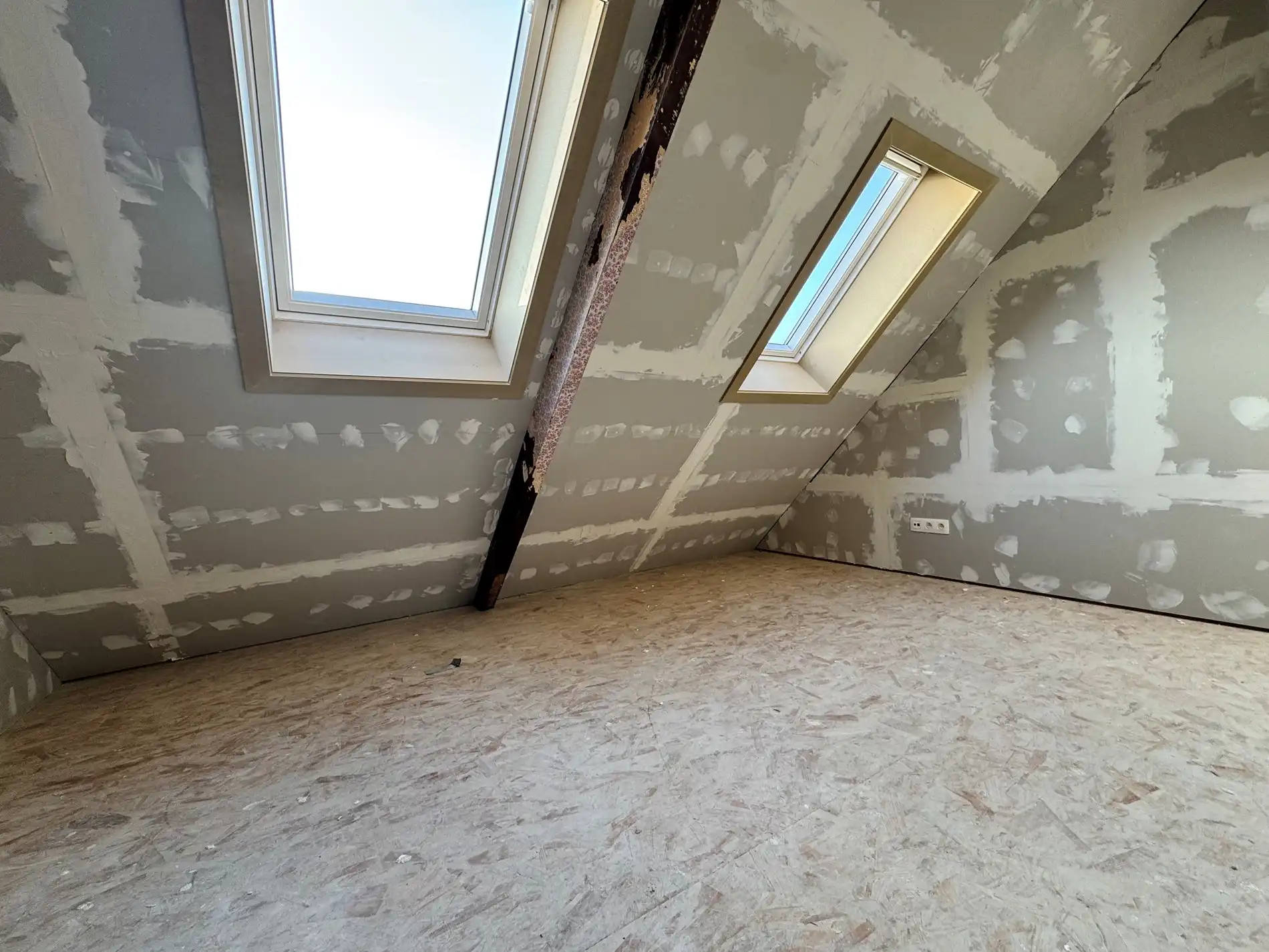 Woning met 4 slaapkamers en parkeerplaatsen te Gistel foto 14