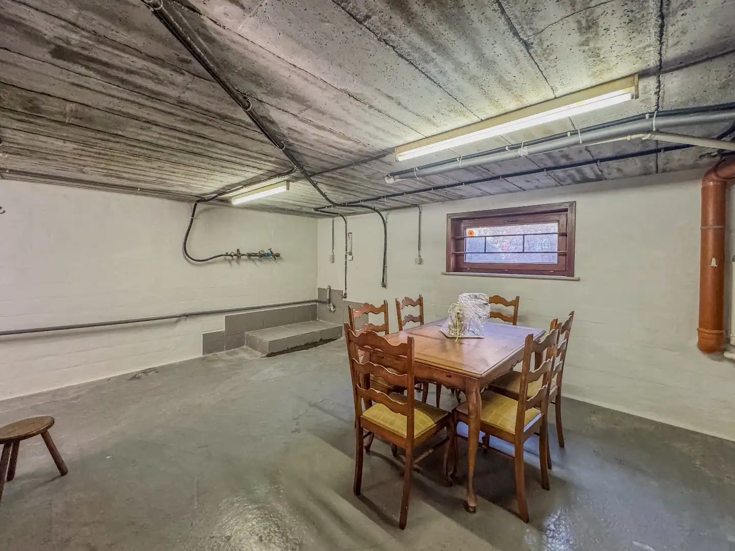 Ruime villa met 3 slaapkamers, ruime garage en tuin. foto 22