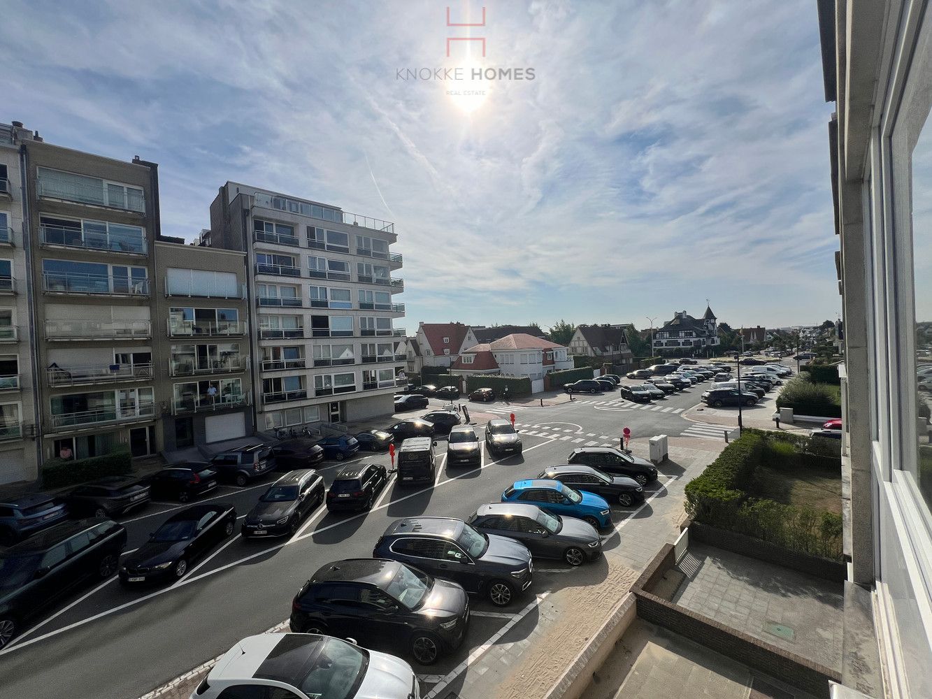 Instapklaar appartement met zijdelings zeezicht aan het Albertstrand in Knokke foto 4