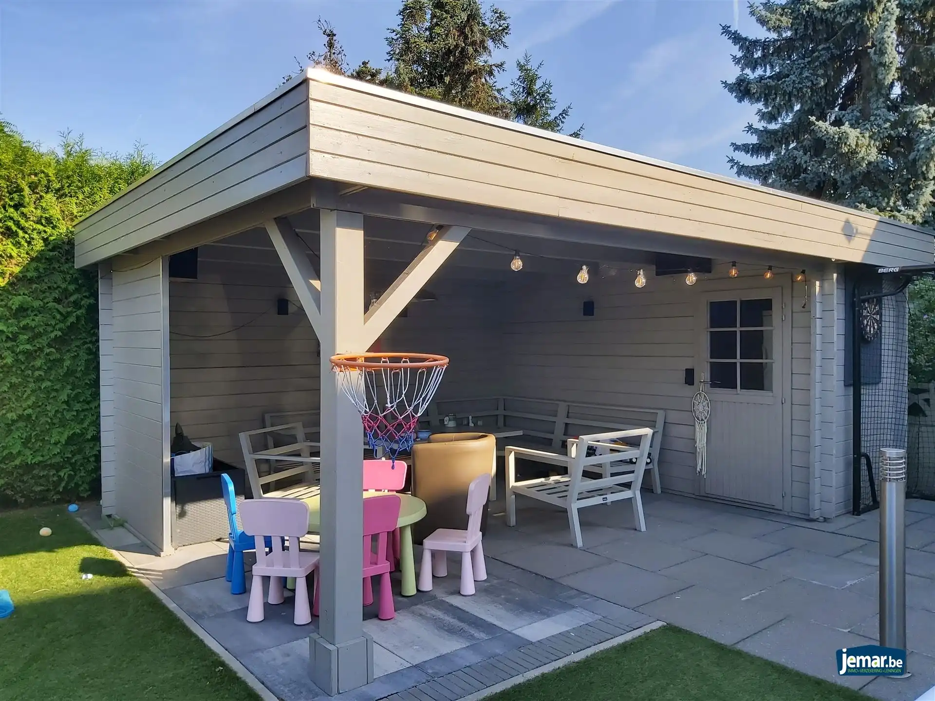 Instapklare en energiezuinige gezinswoning met 5 slaapkamers, zwembad en topligging in Rekem – comfort en ruimte verzekerd! foto 20